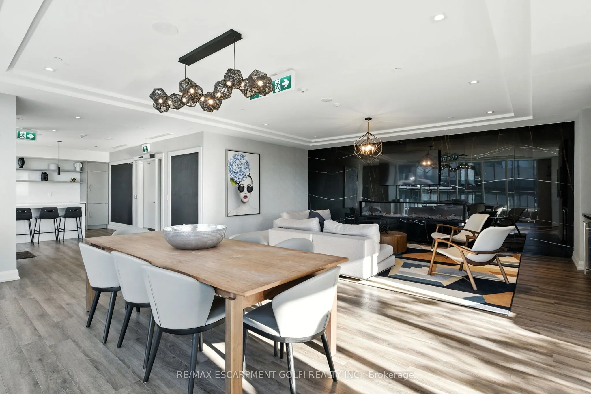 212 King William Street, #1209