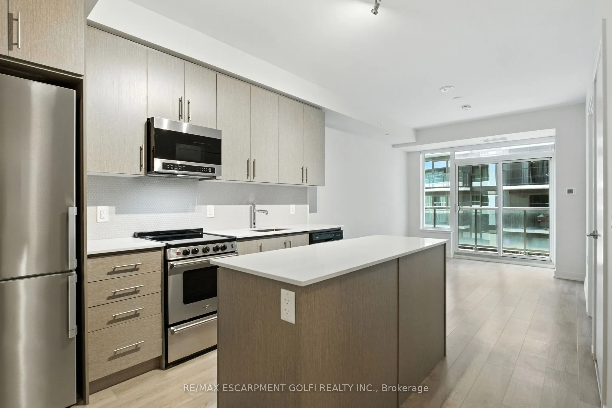 212 King William Street, #1209