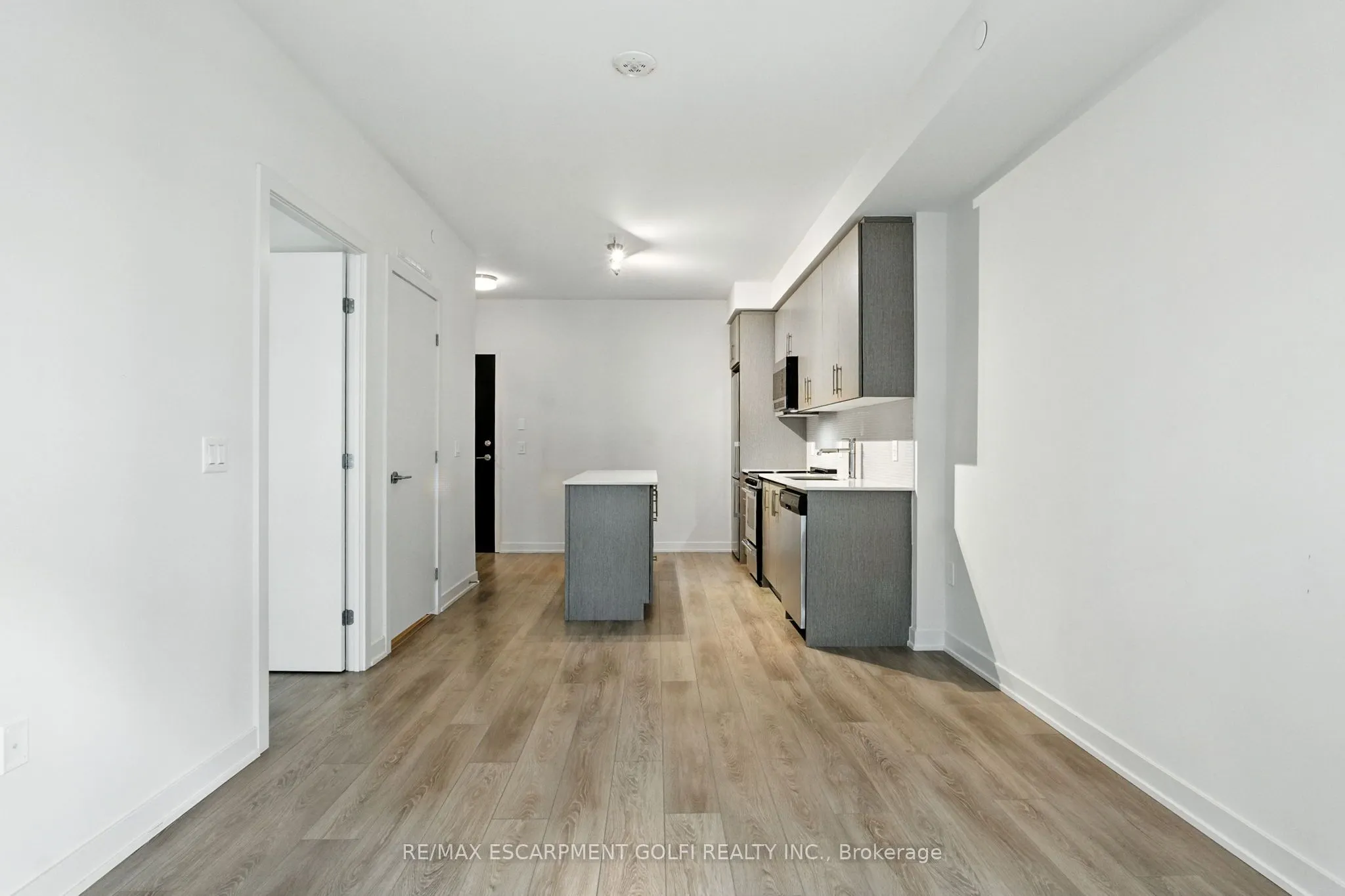 212 King William Street, #1209