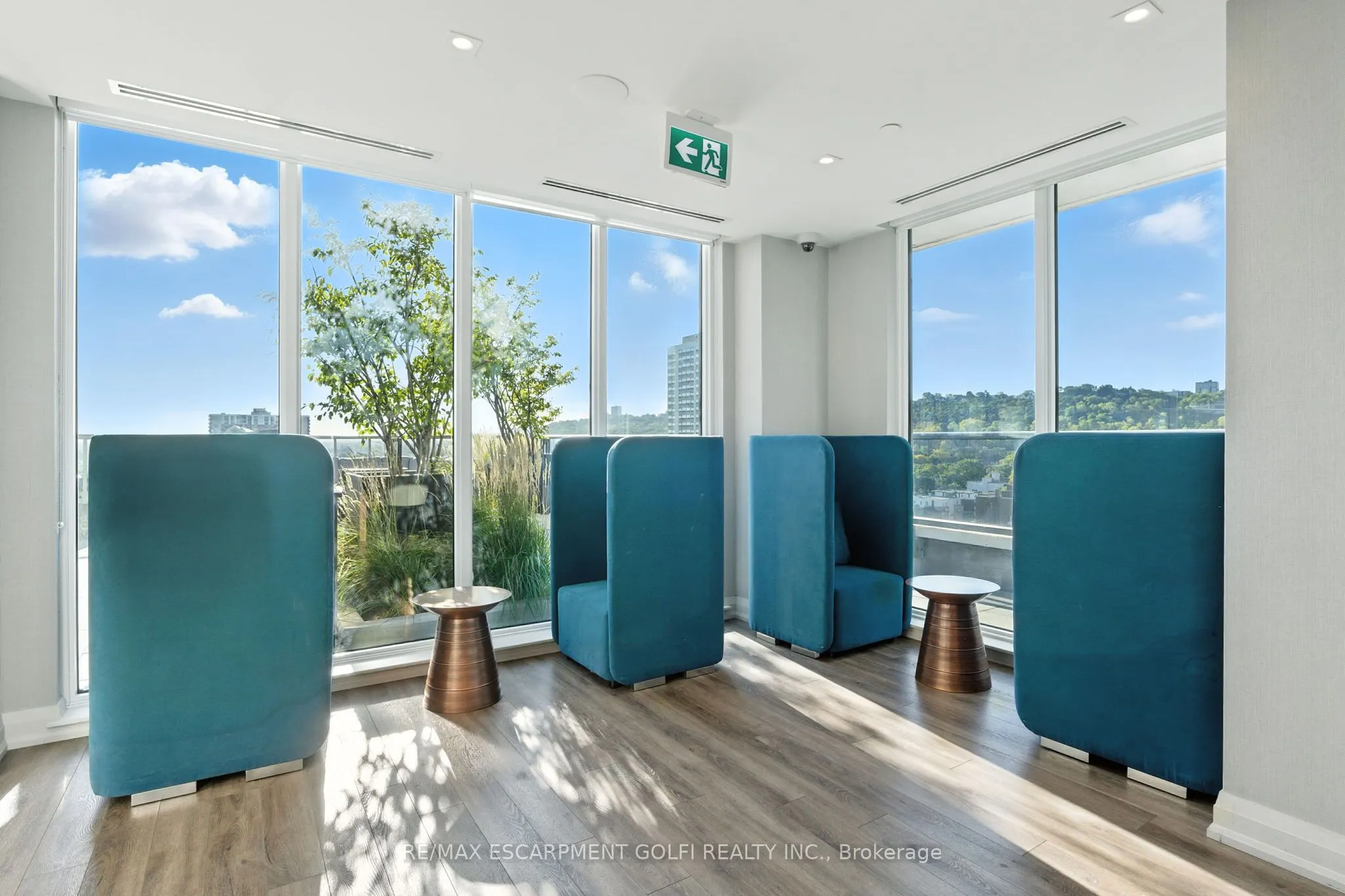 212 King William Street, #1209