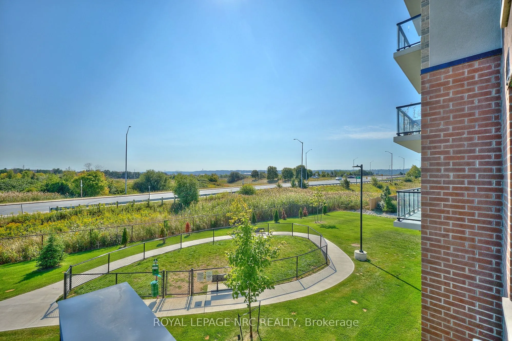 600 North Service Road, #221