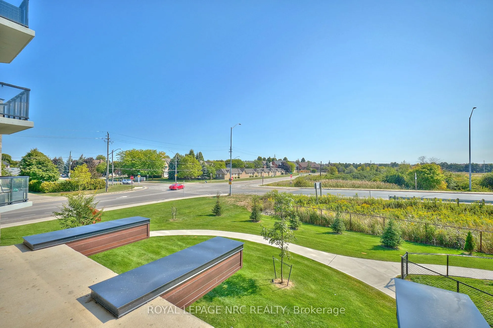 600 North Service Road, #221