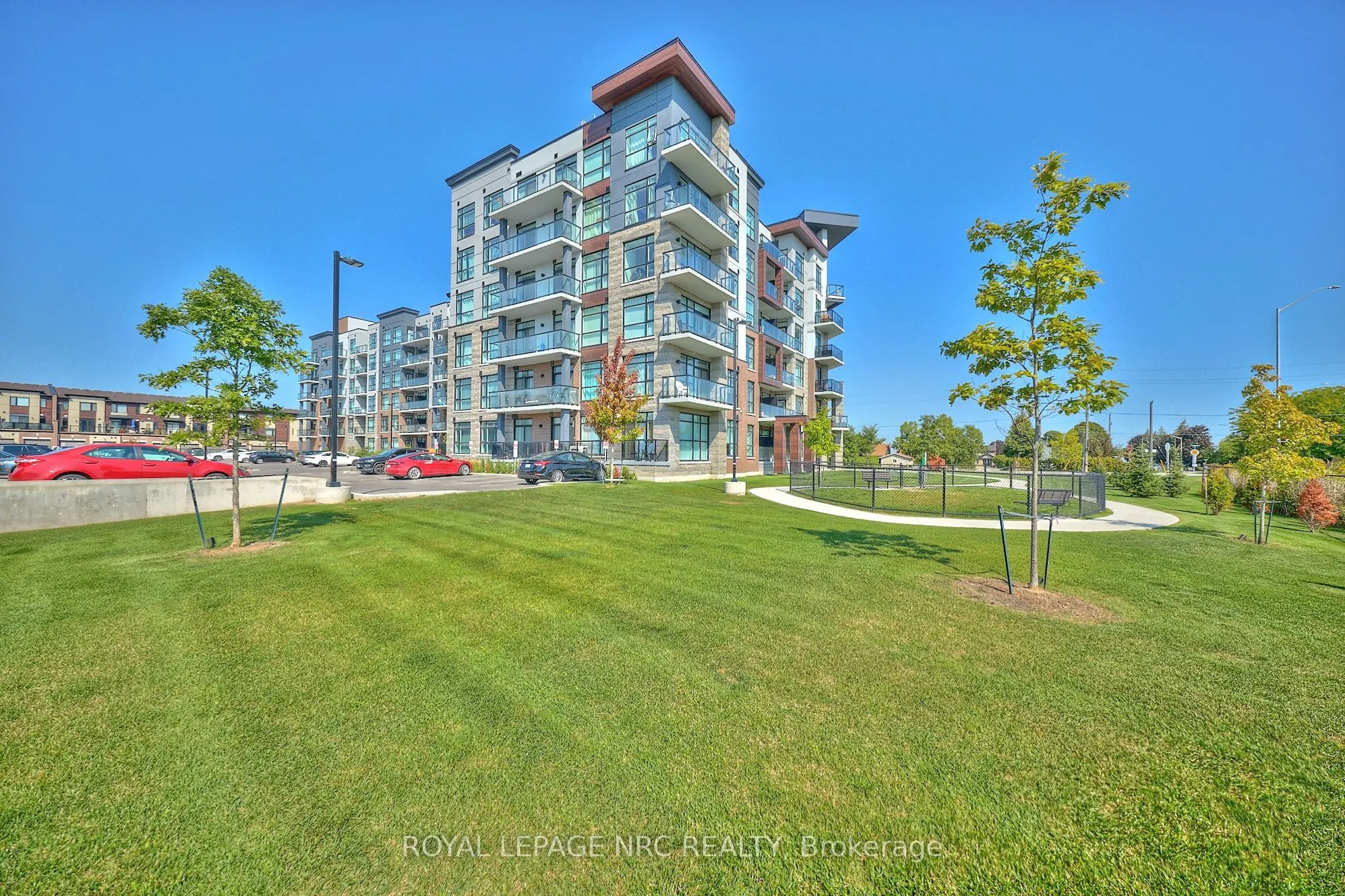 600 North Service Road, #221