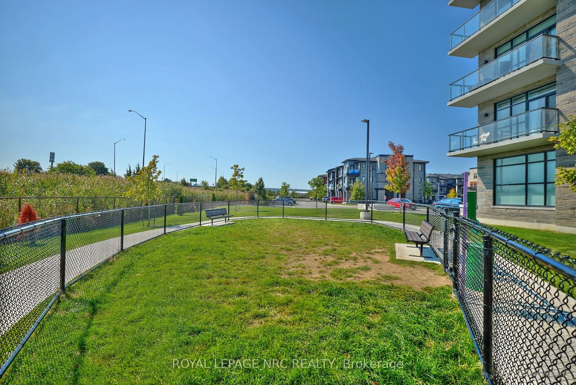 600 North Service Road, #221