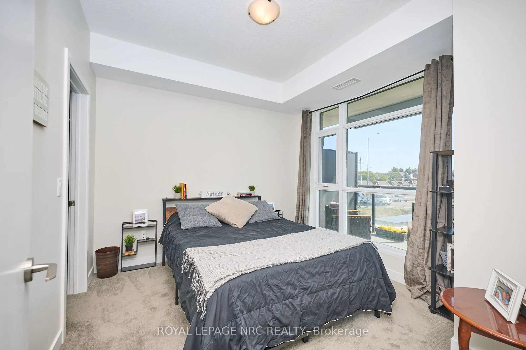600 North Service Road, #221