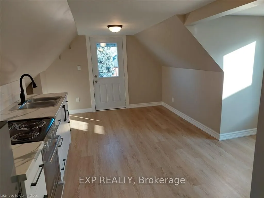 148 Gibson Avenue, #LOFT