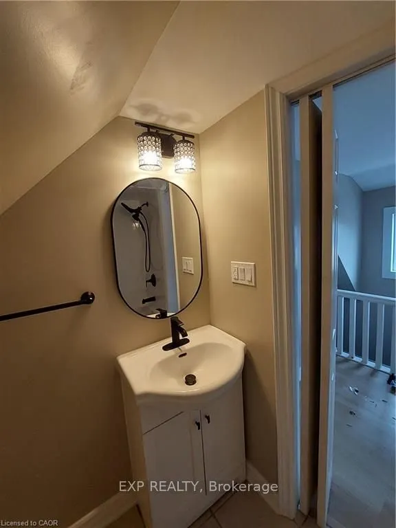 148 Gibson Avenue, #LOFT