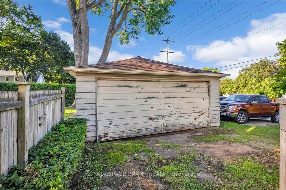 11 Fourth Avenue
