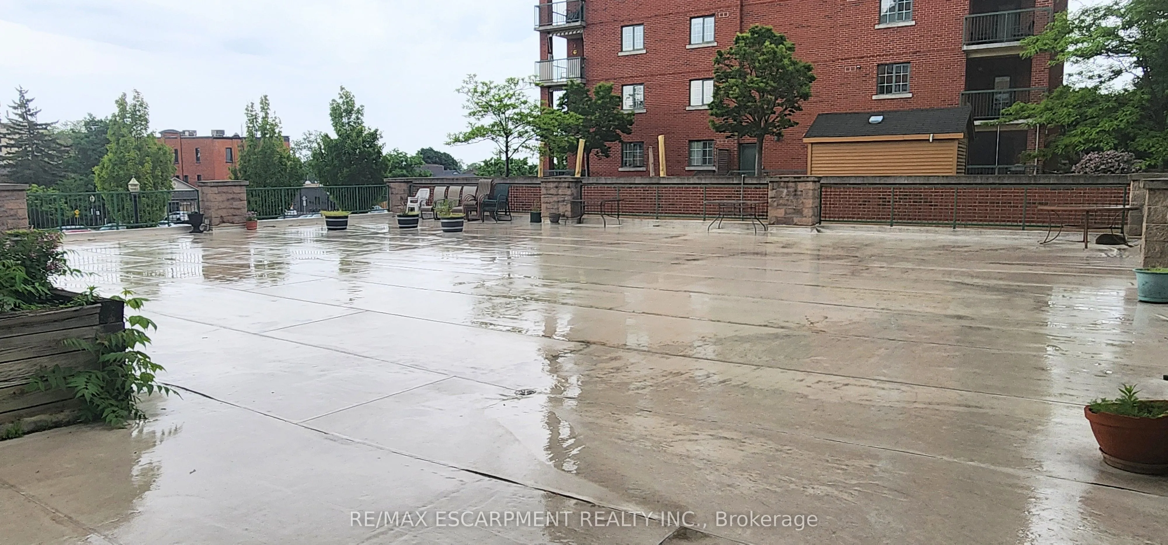 19 Lake Avenue S, #204