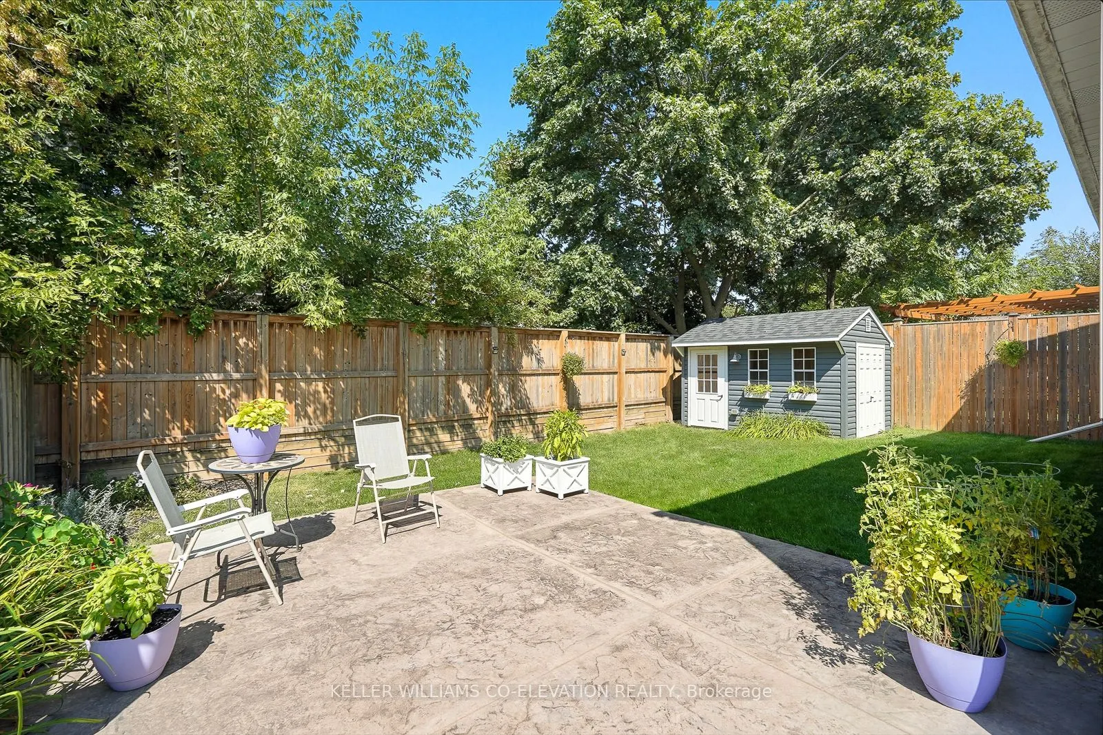 286 Tagge Crescent