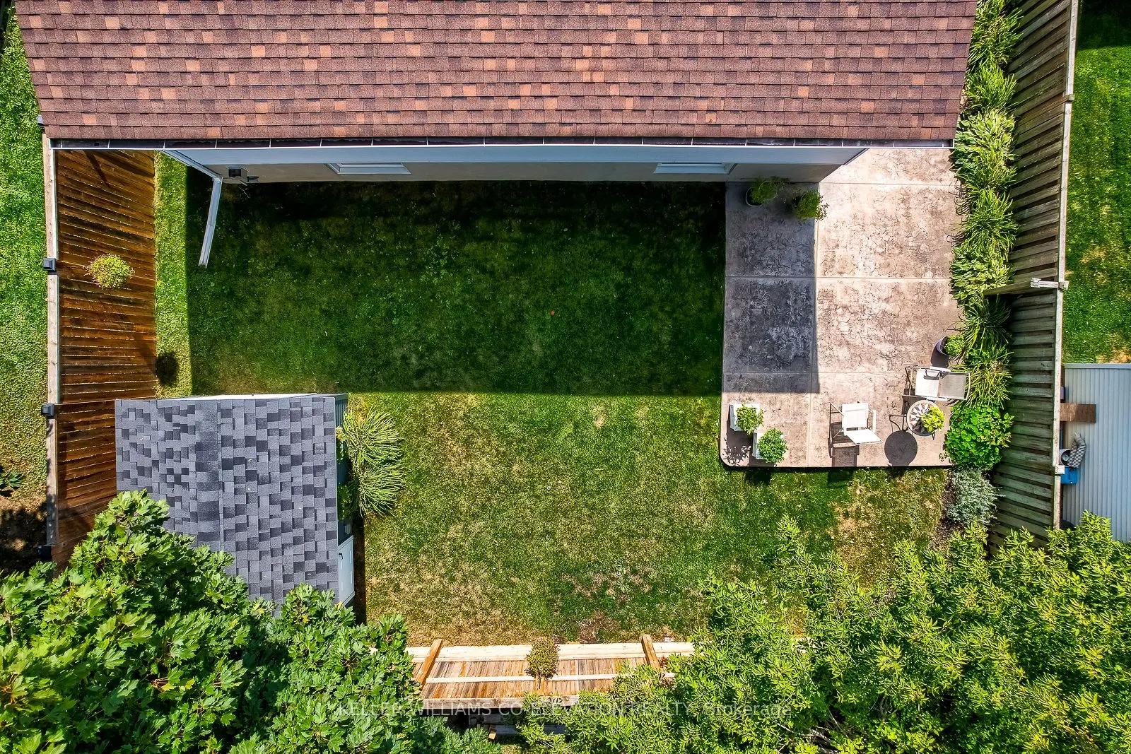 286 Tagge Crescent