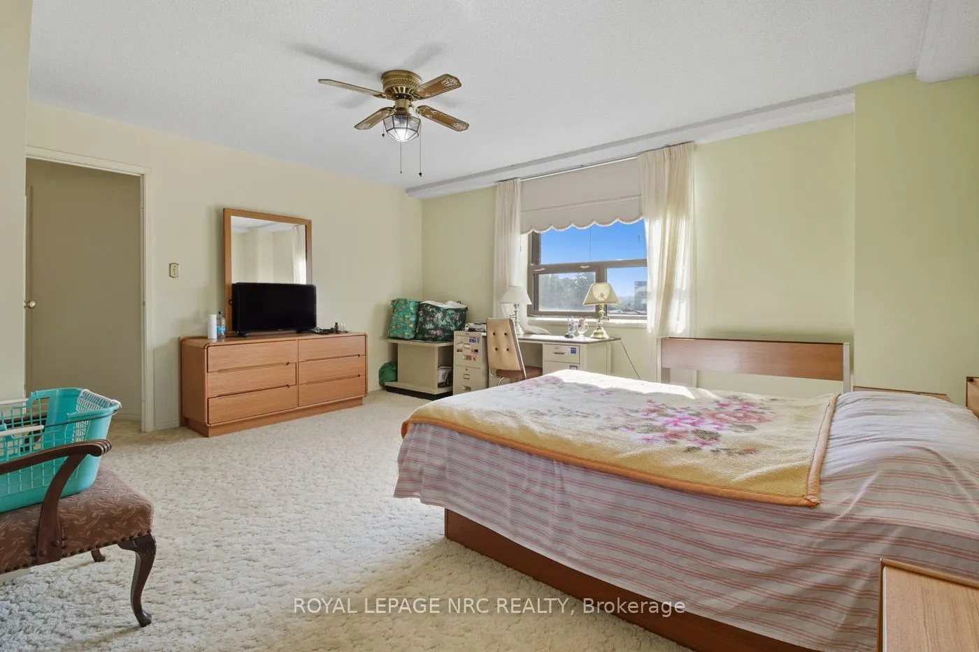 141 Church Street, #401