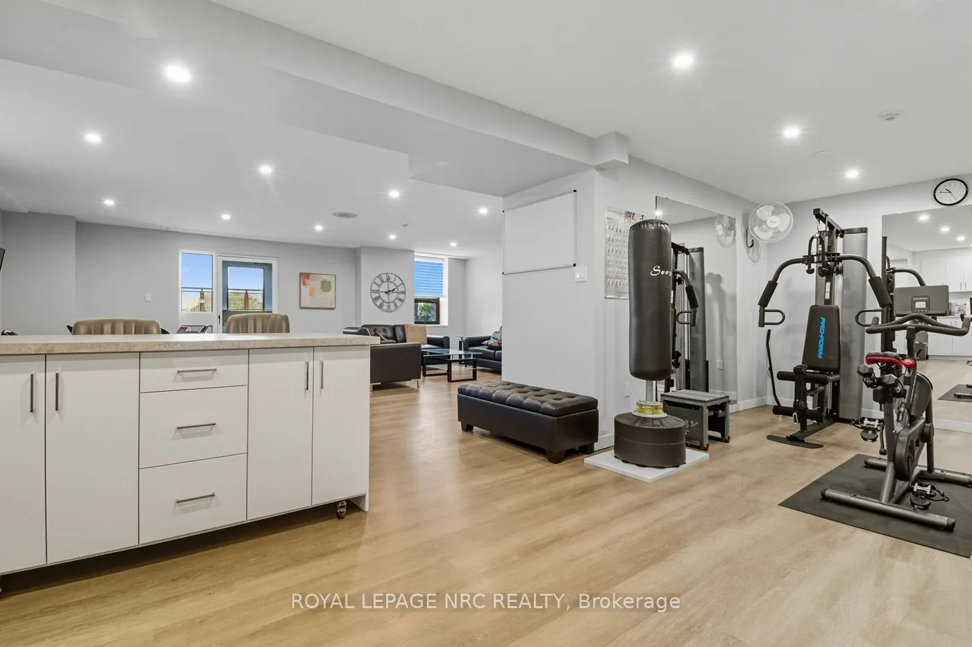141 Church Street, #401