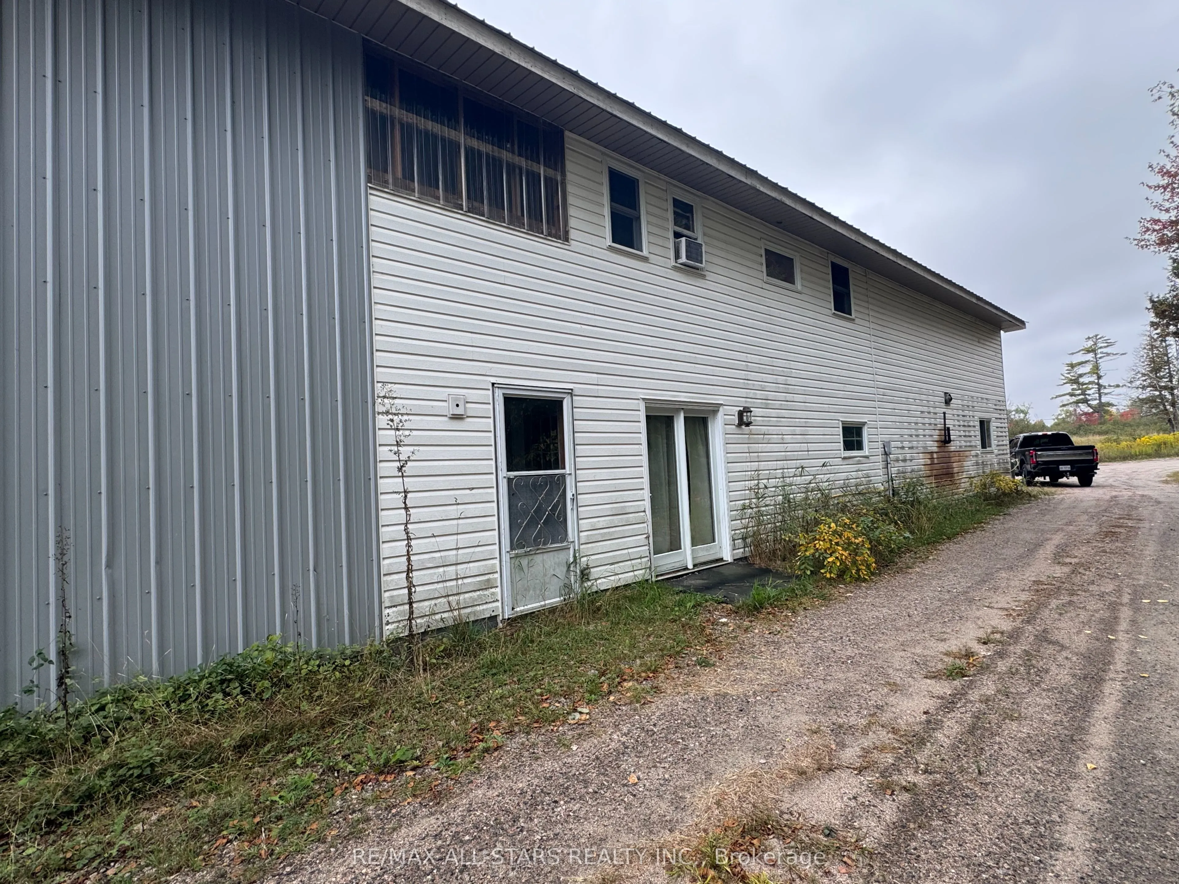 4066 Gelert Road