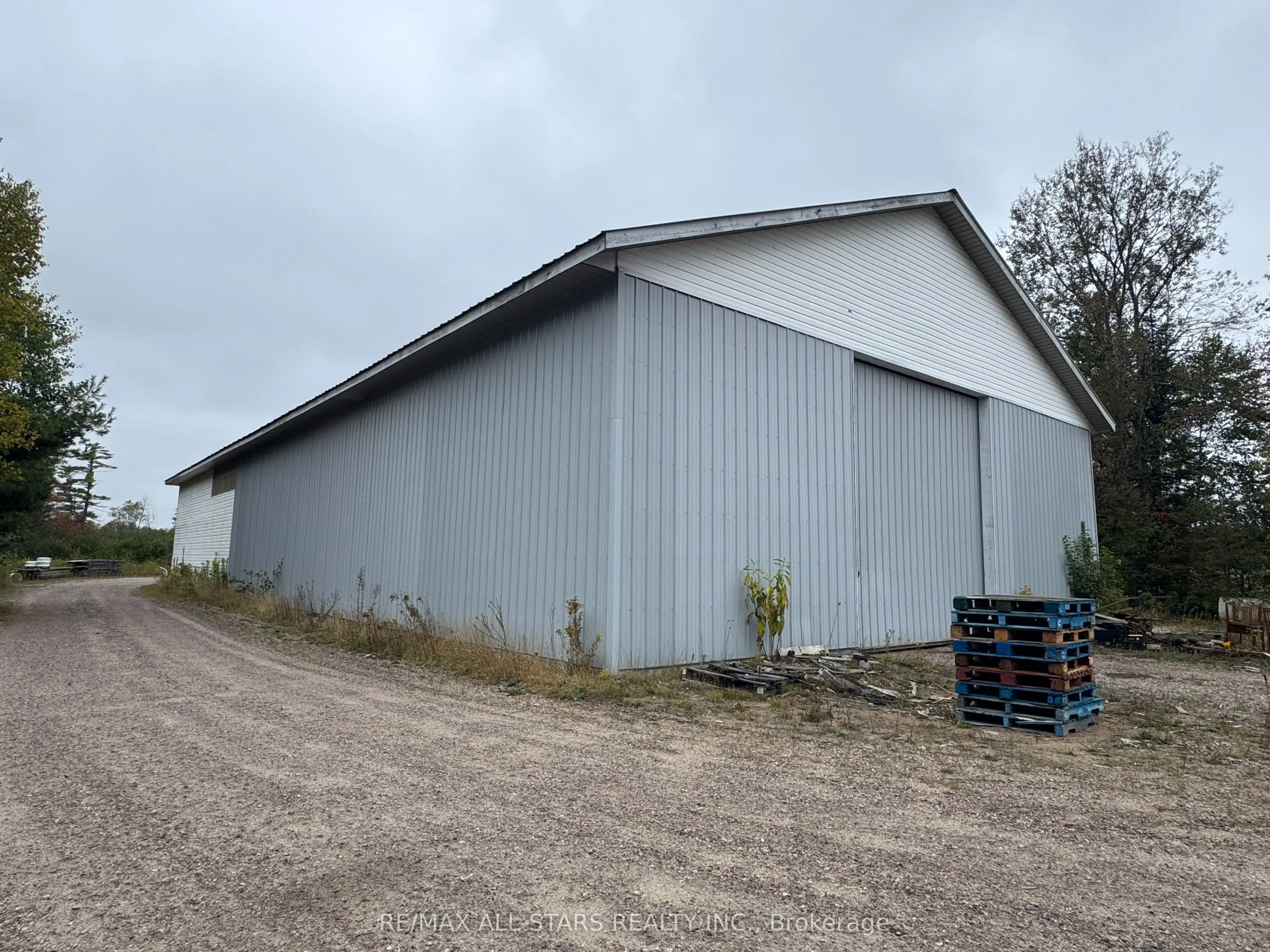 4066 Gelert Road