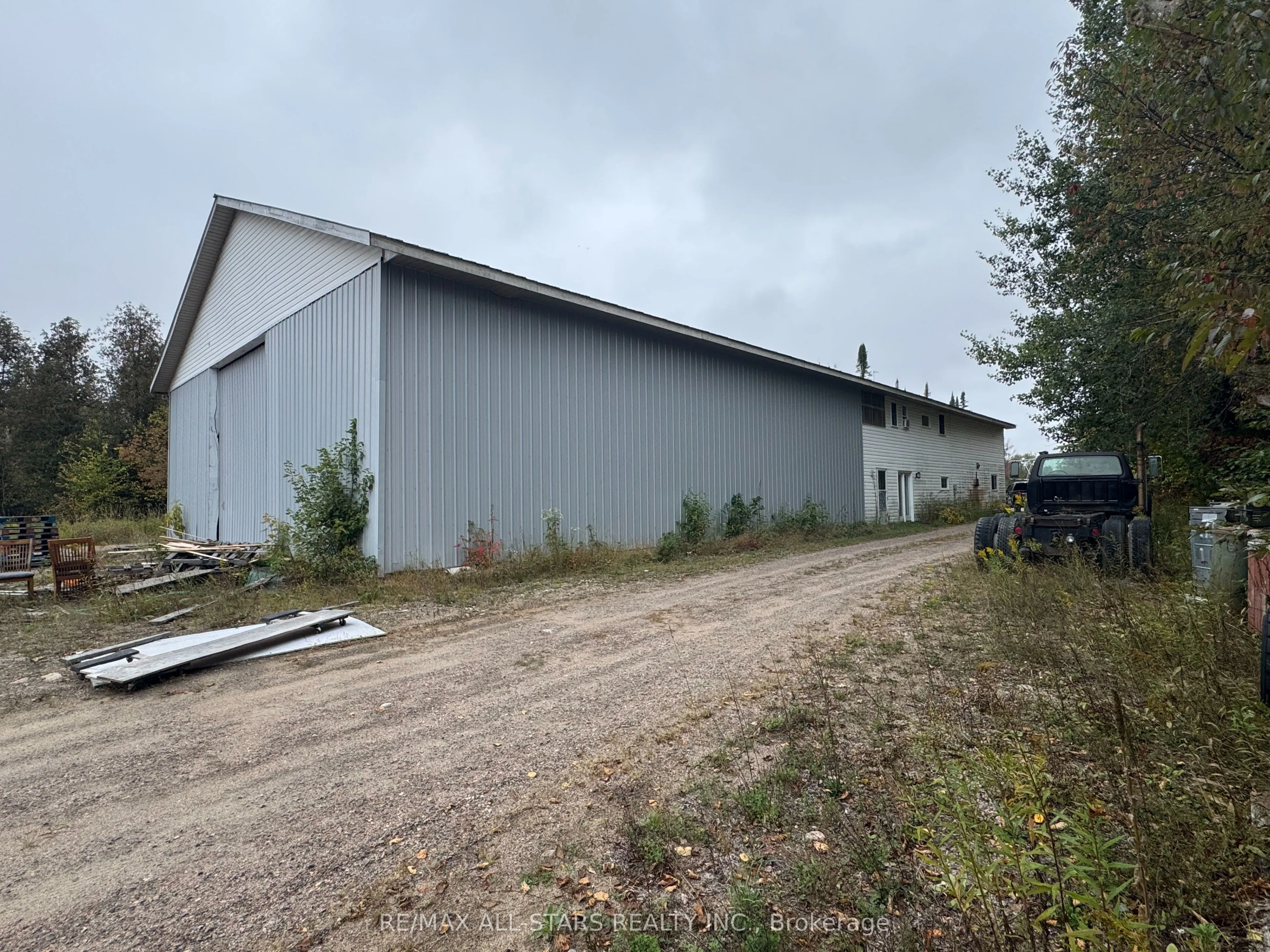4066 Gelert Road