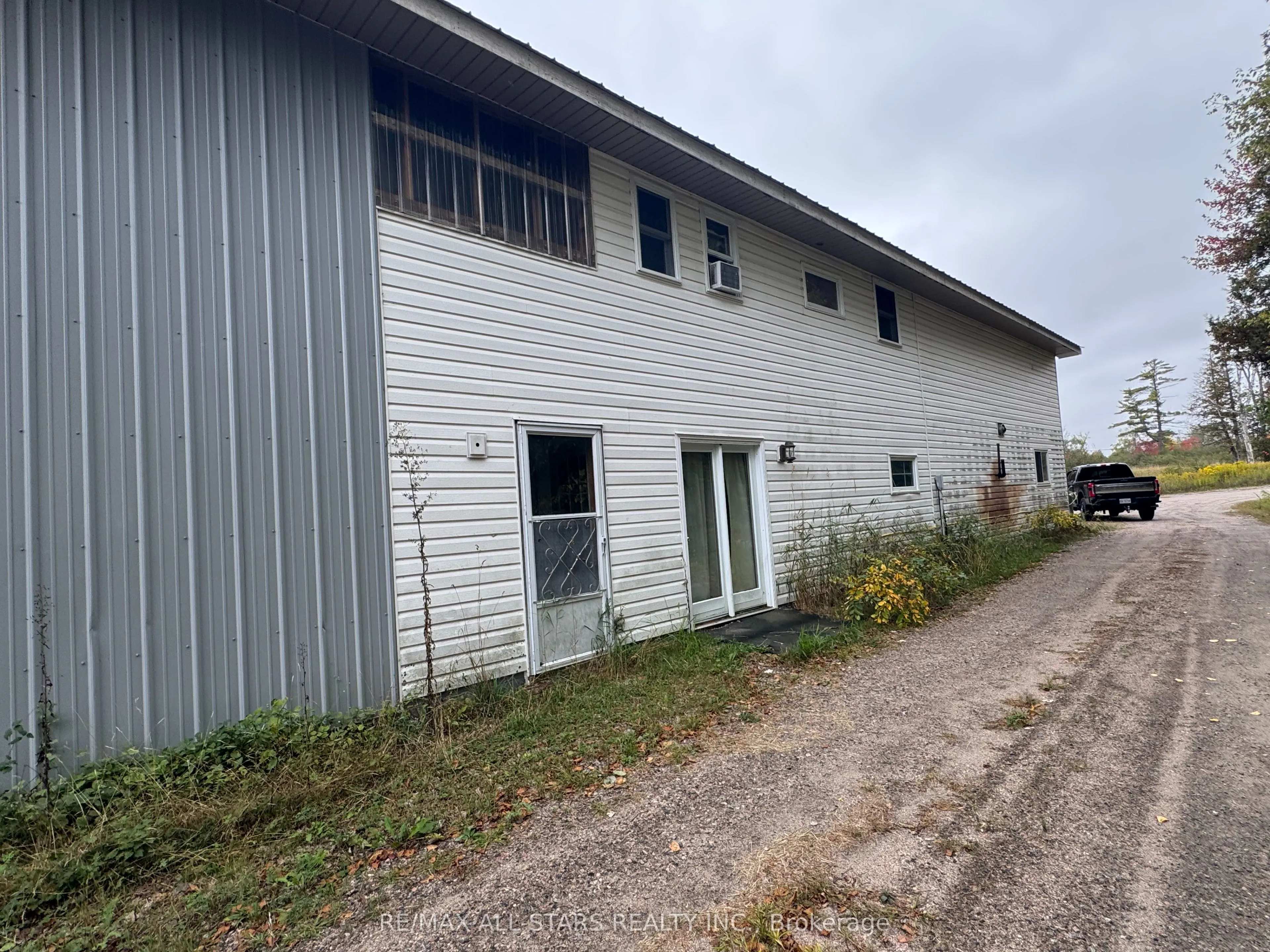 4066 Gelert Road