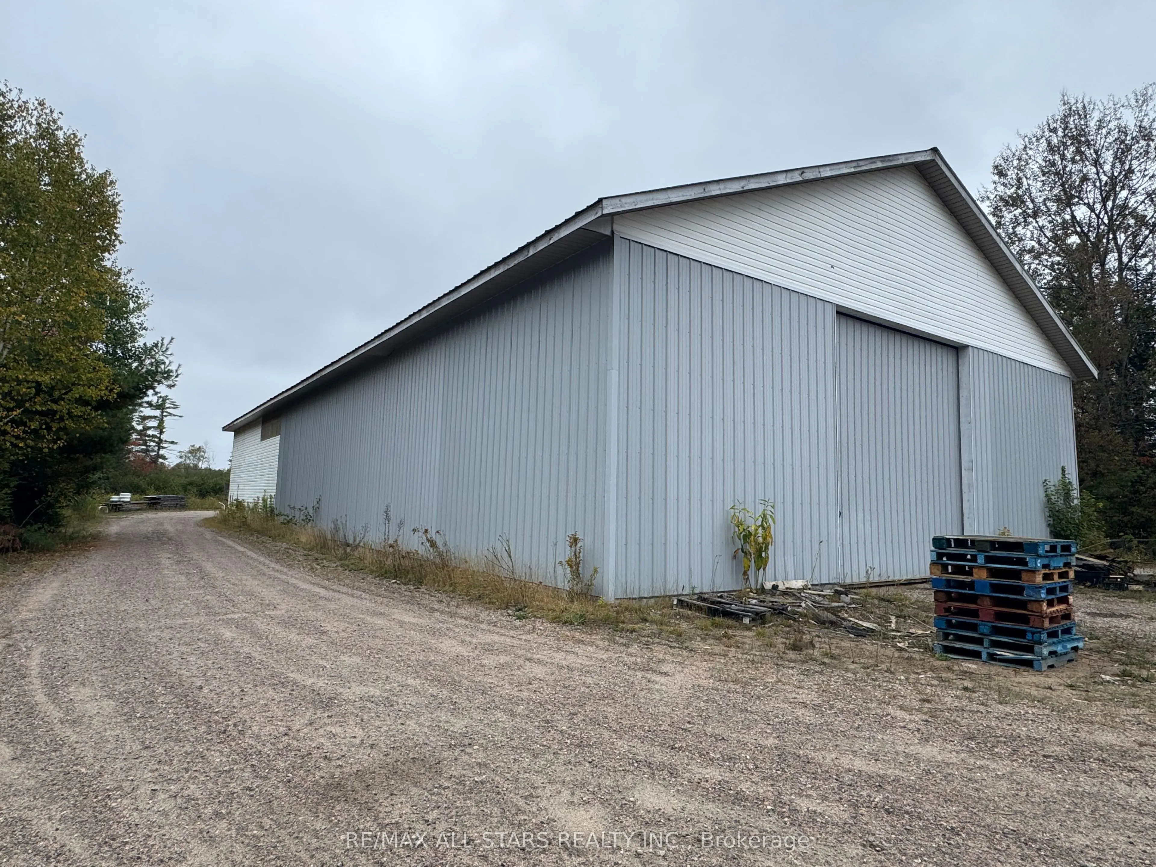 4066 Gelert Road