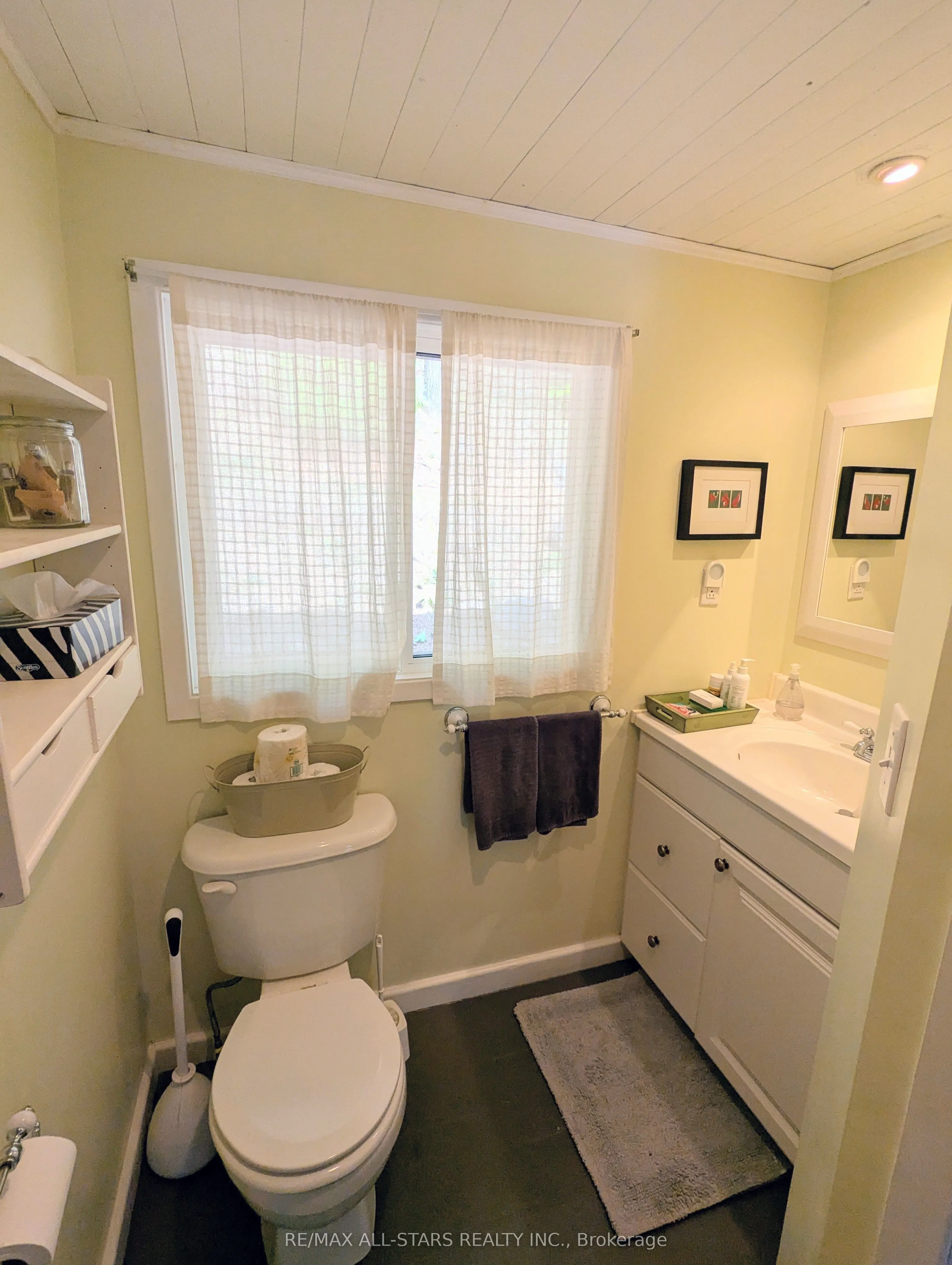754 Loucks Lake Wao