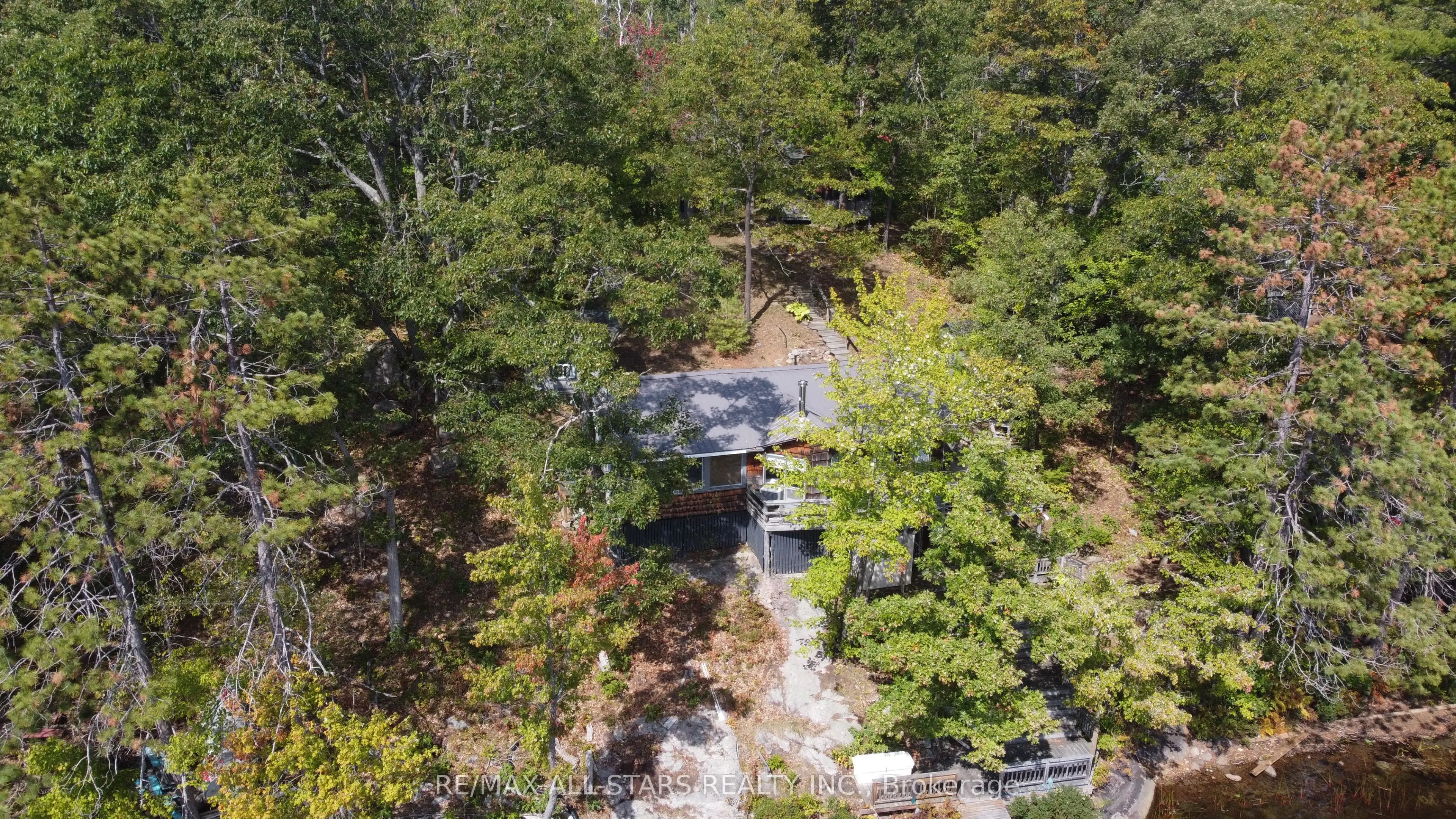 754 Loucks Lake Wao