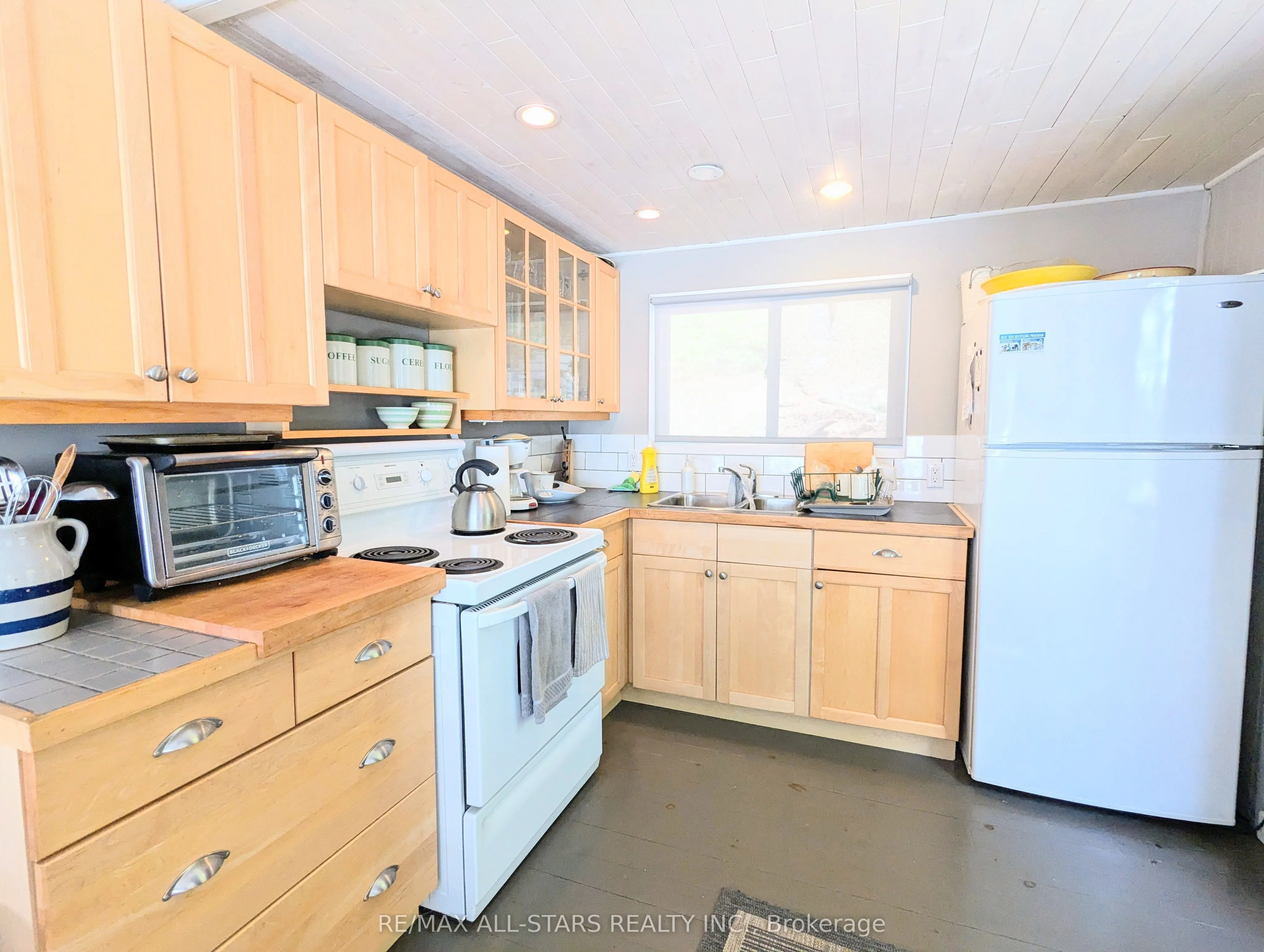 754 Loucks Lake Wao