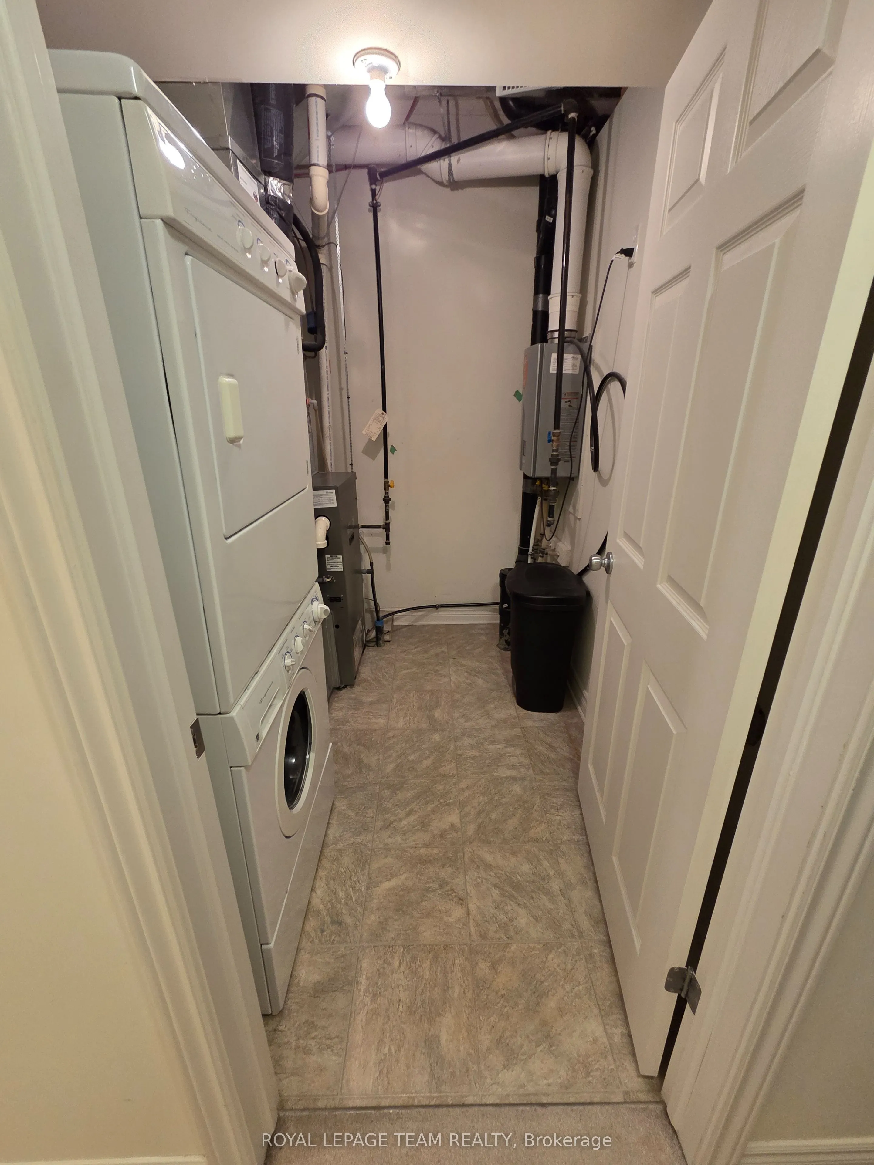 329 Paseo Private, #106