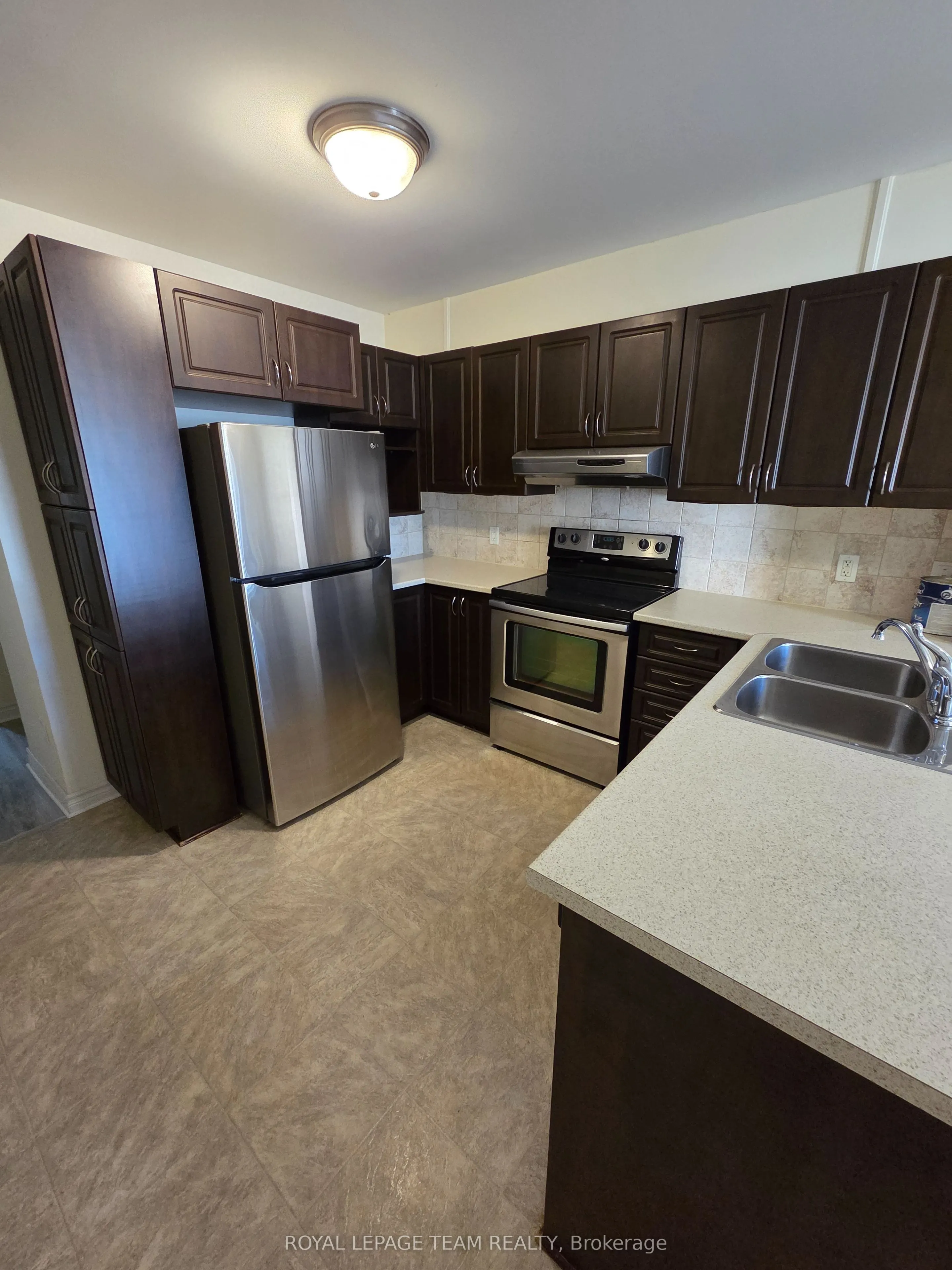 329 Paseo Private, #106