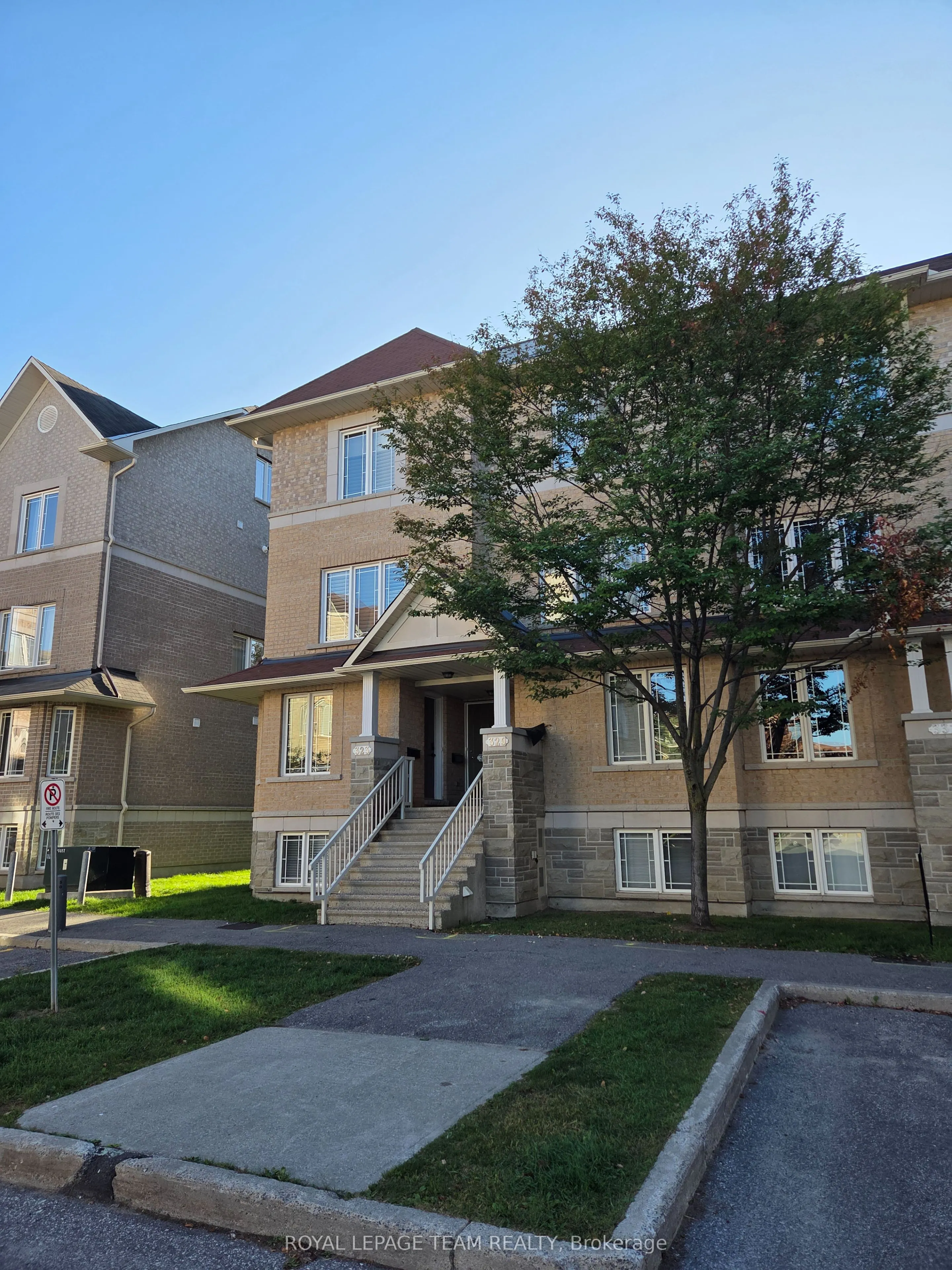 329 Paseo Private, #106