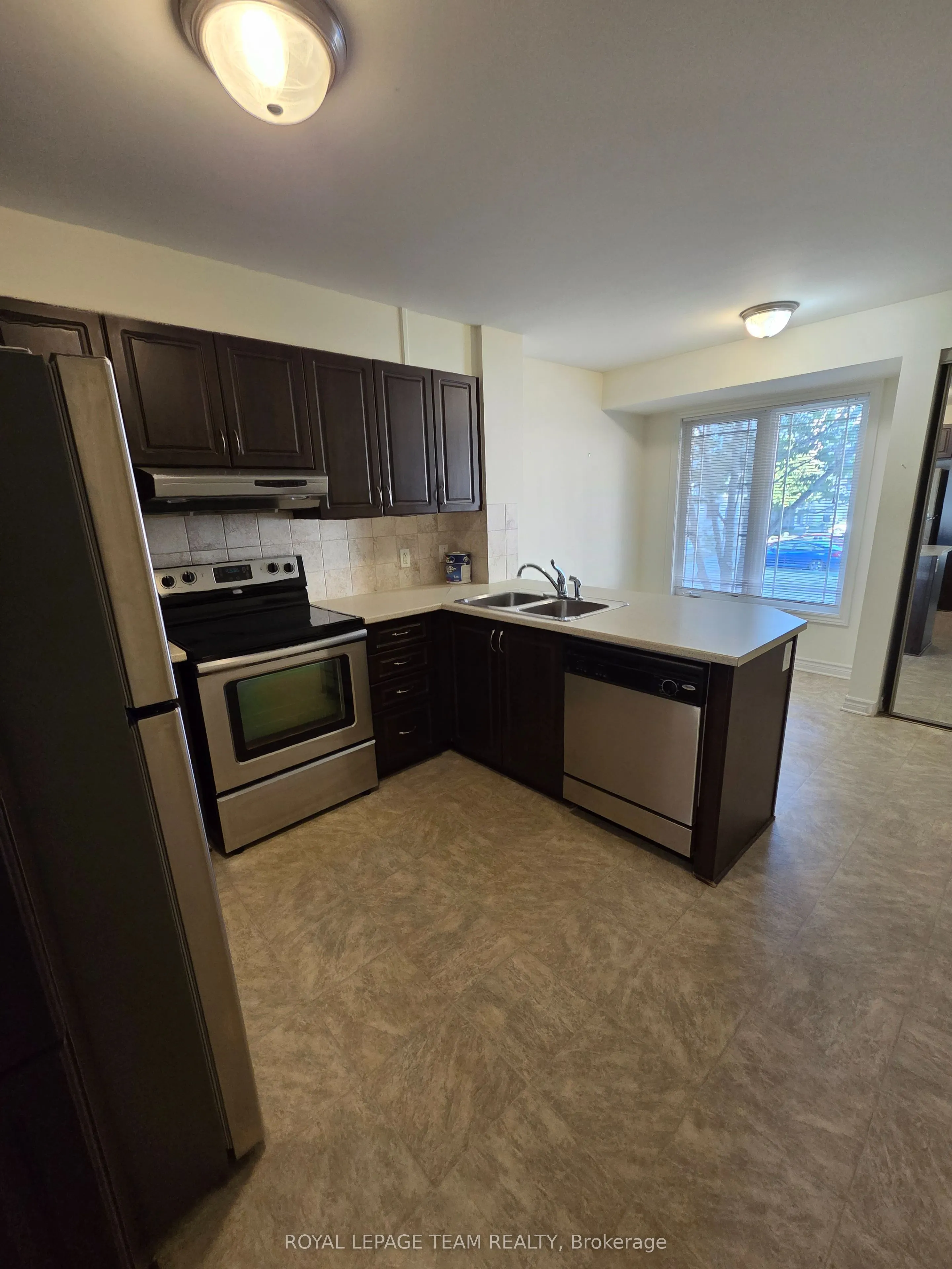 329 Paseo Private, #106