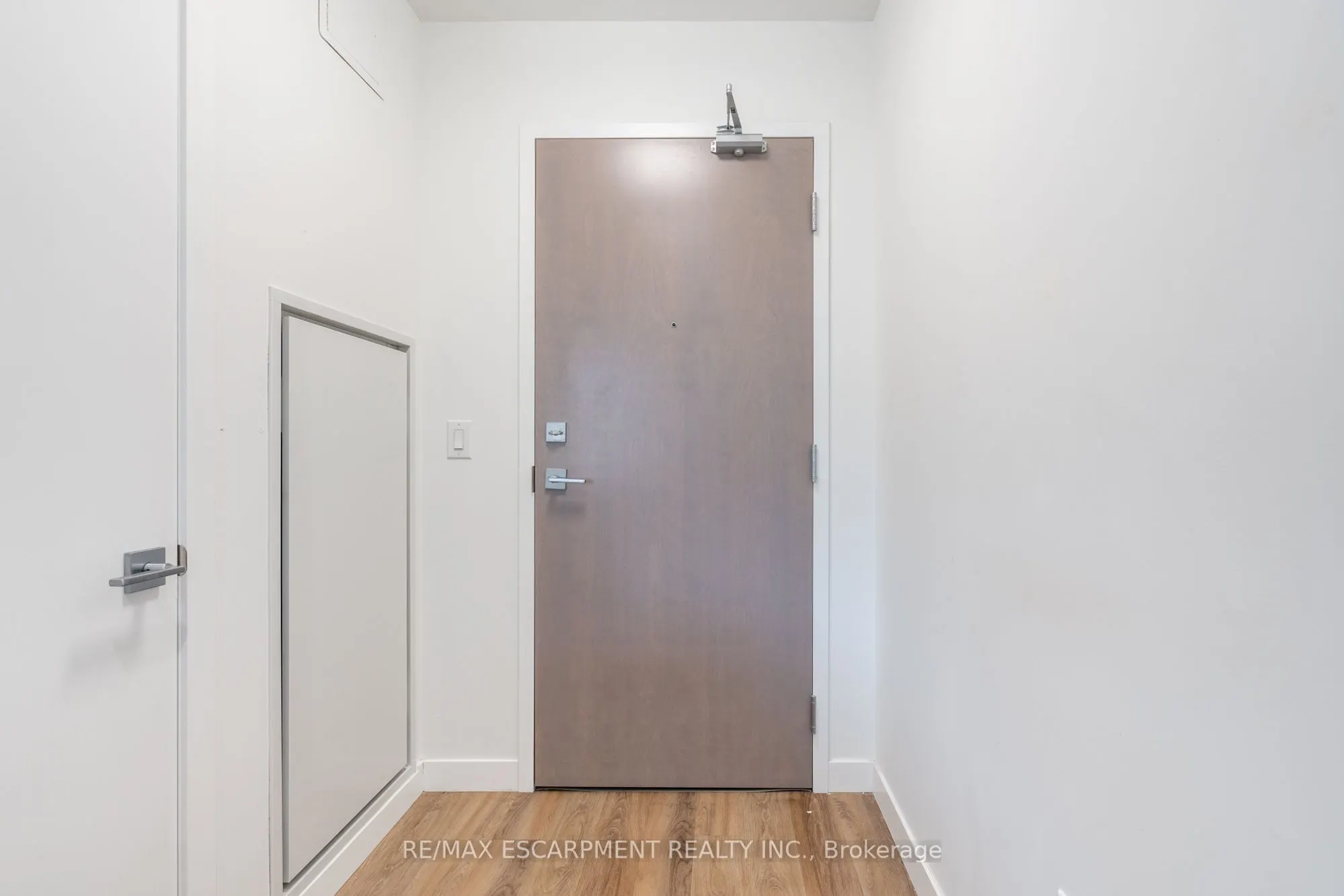467 Charlton Avenue E, #308