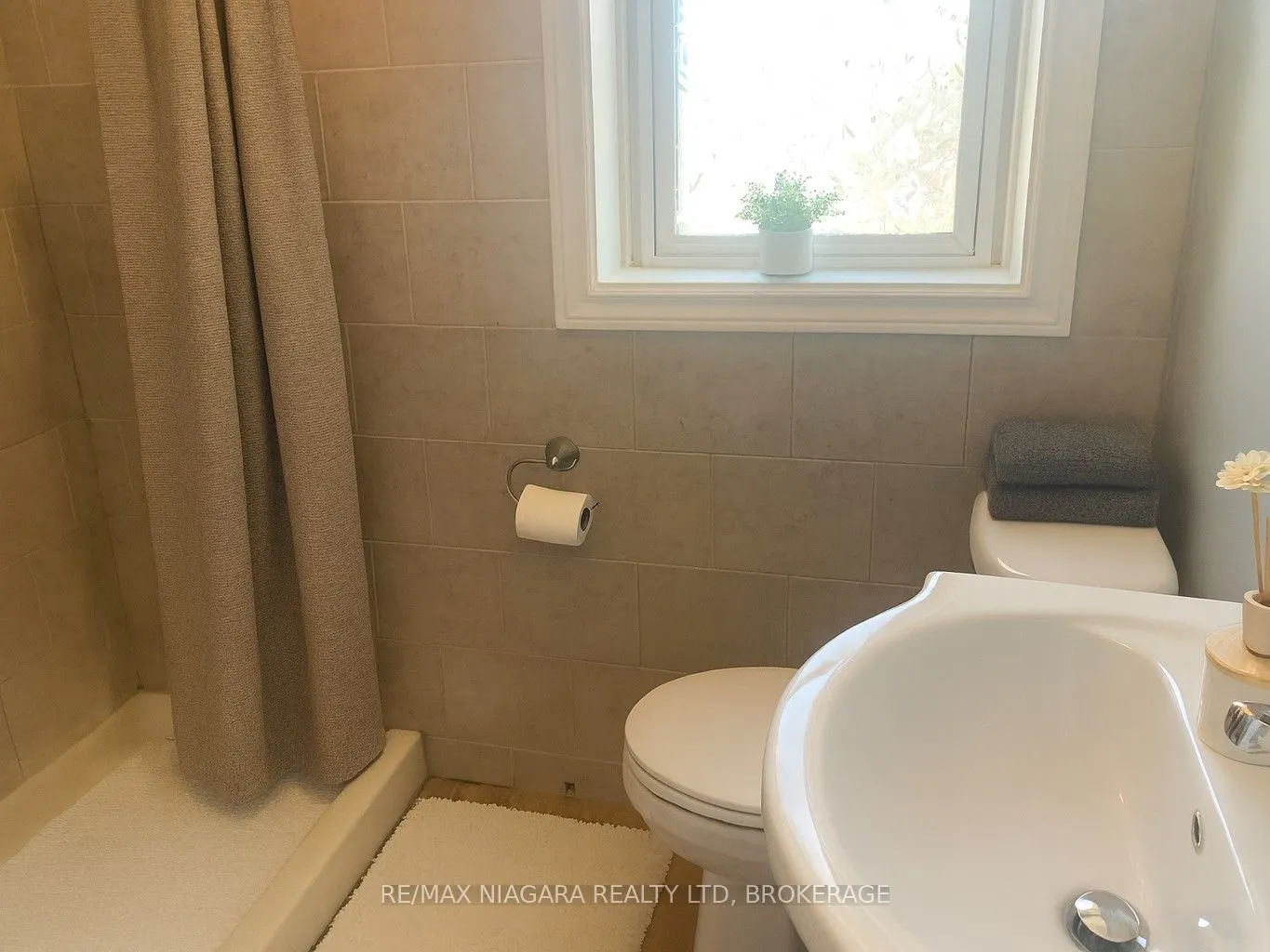 23 Jarvis Street, #2