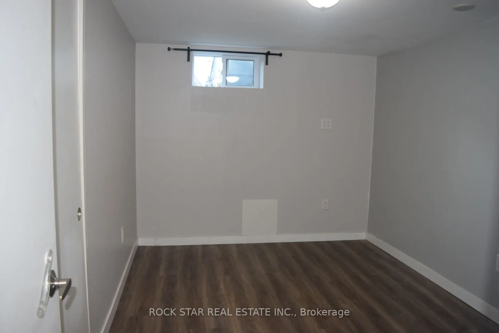 82 Deere Street, #Lower