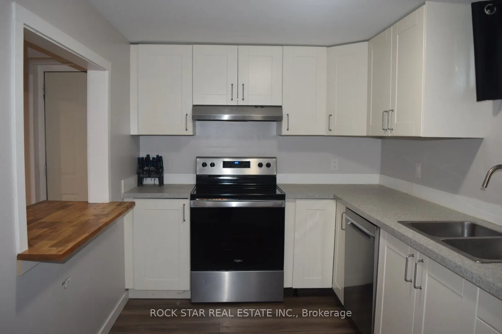 82 Deere Street, #Lower