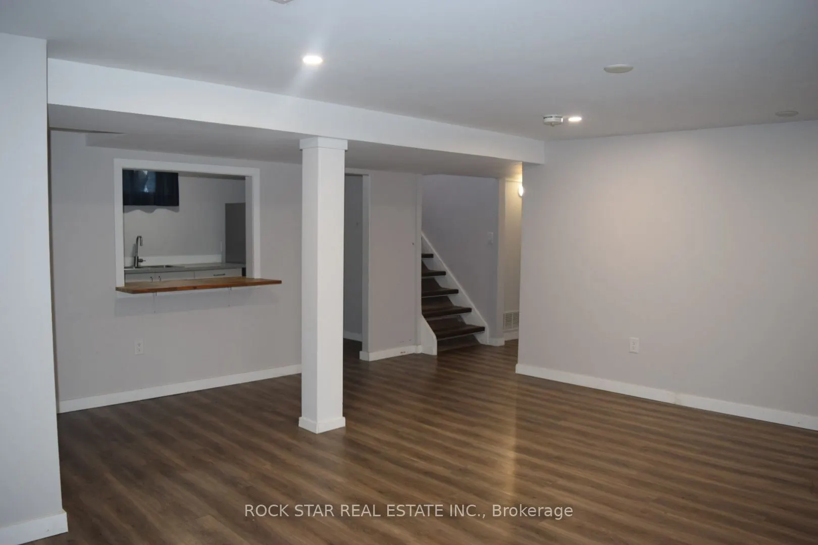 82 Deere Street, #Lower
