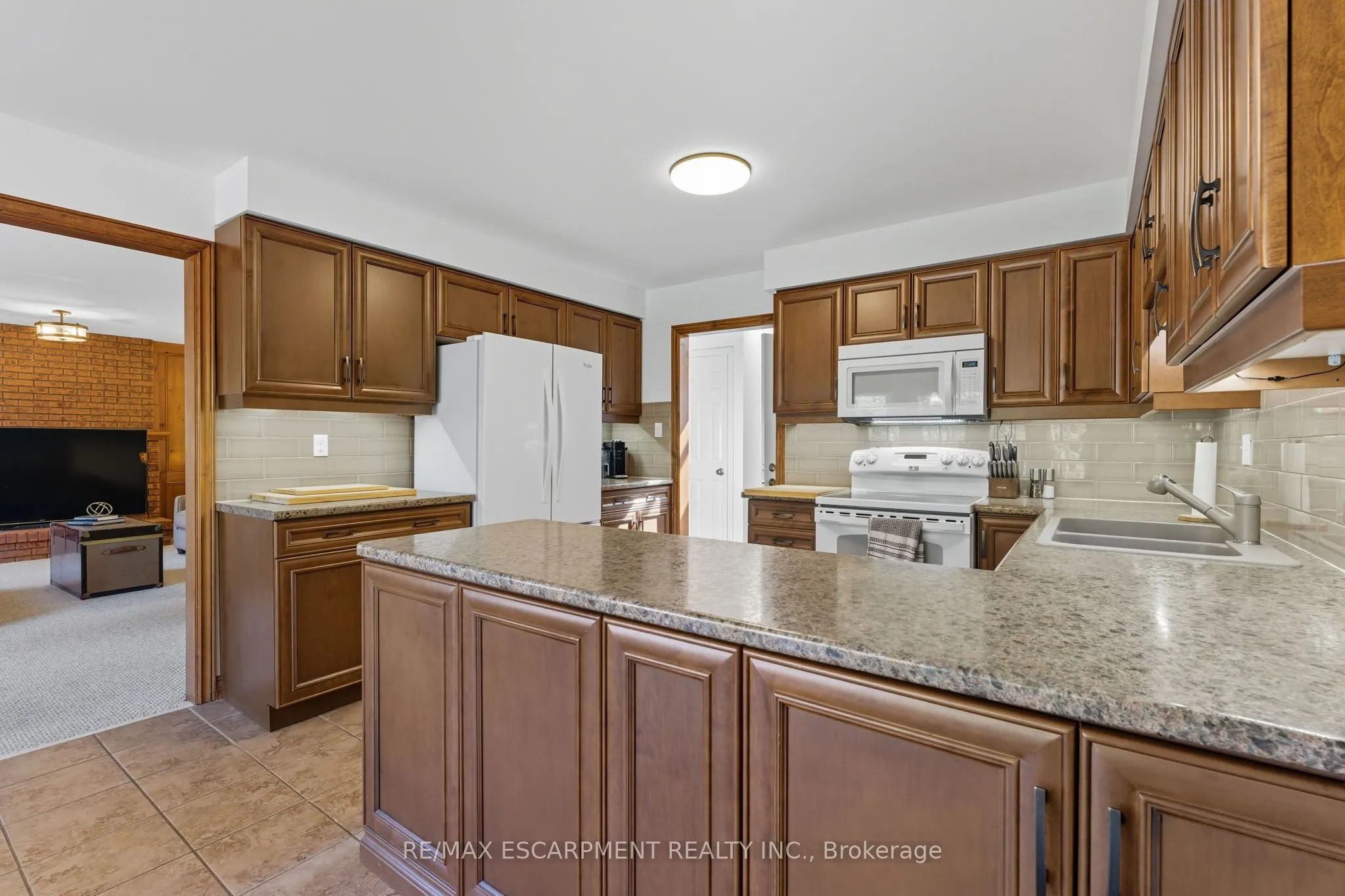 275 Cornwallis Road