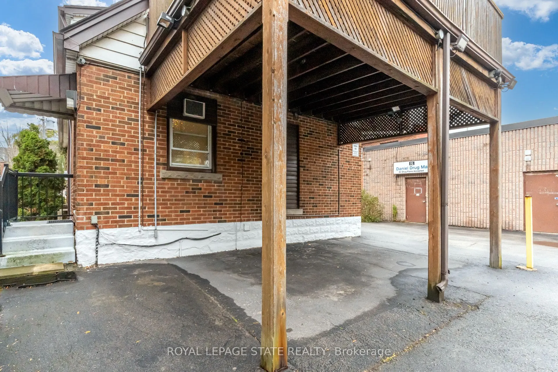 15 Empress Avenue