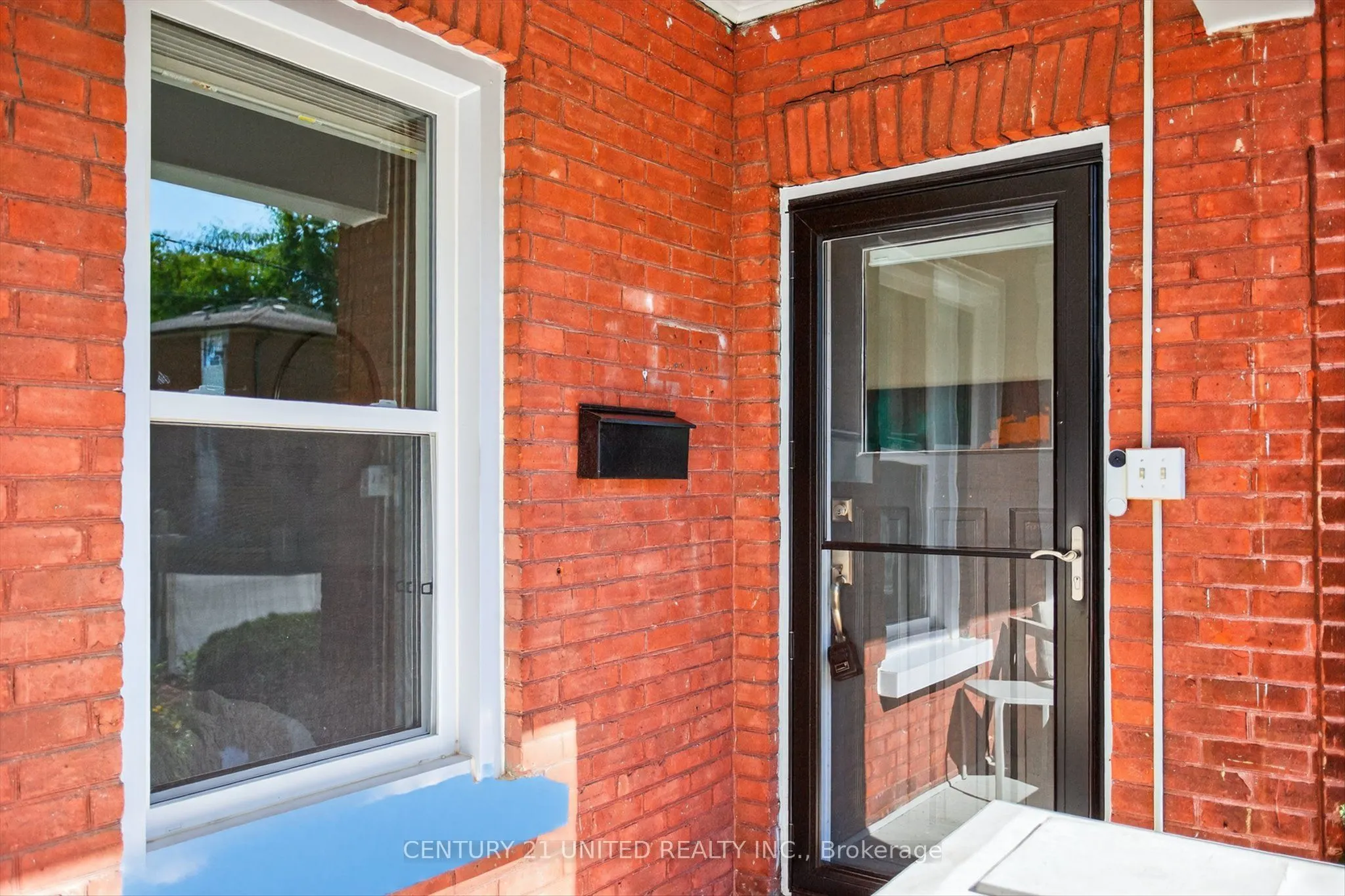 15 Moir Street