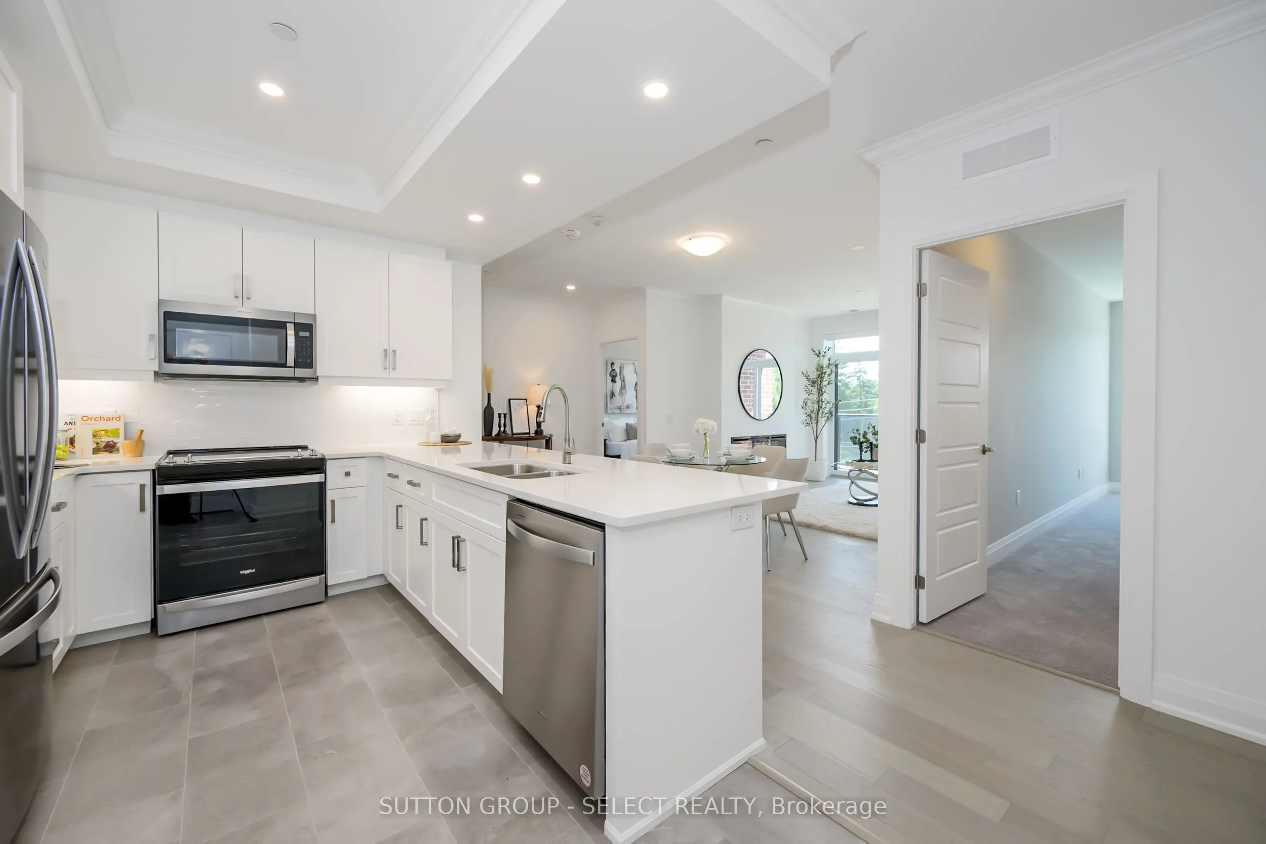1975 Fountain Grass Drive, #307