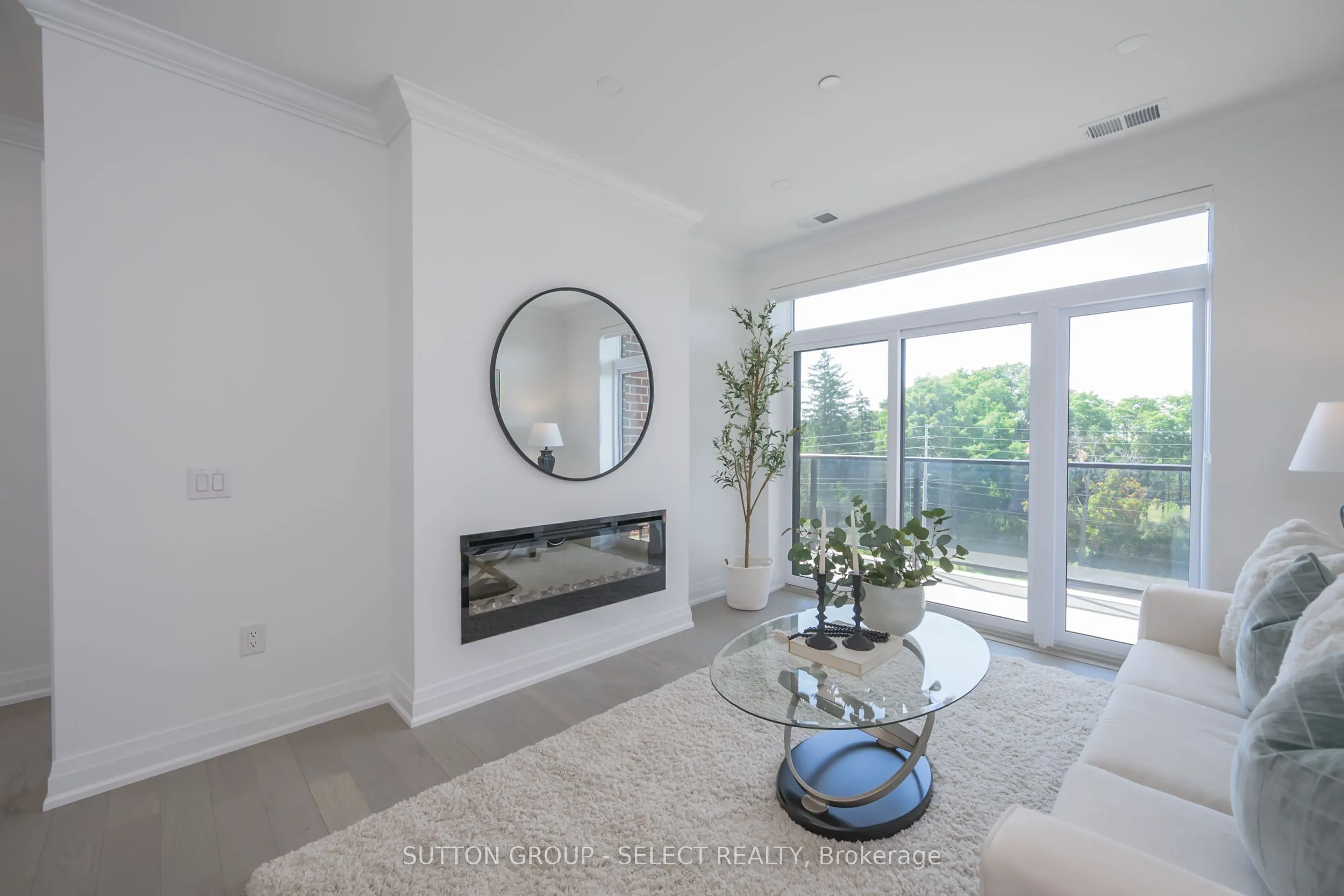 1975 Fountain Grass Drive, #307