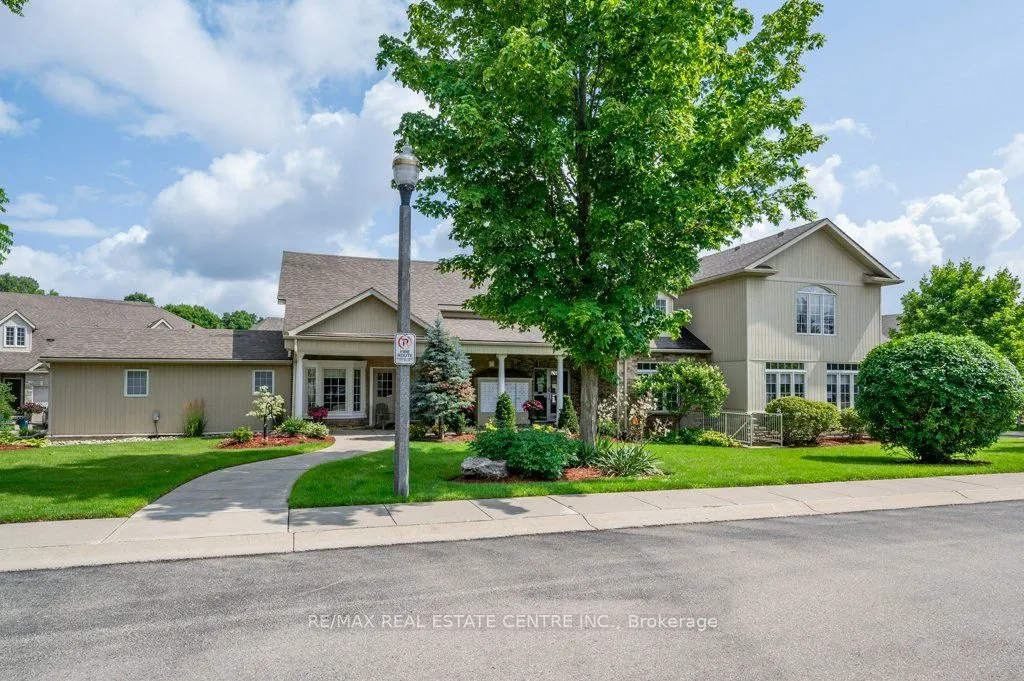 350 Doon Valley Drive, #5G