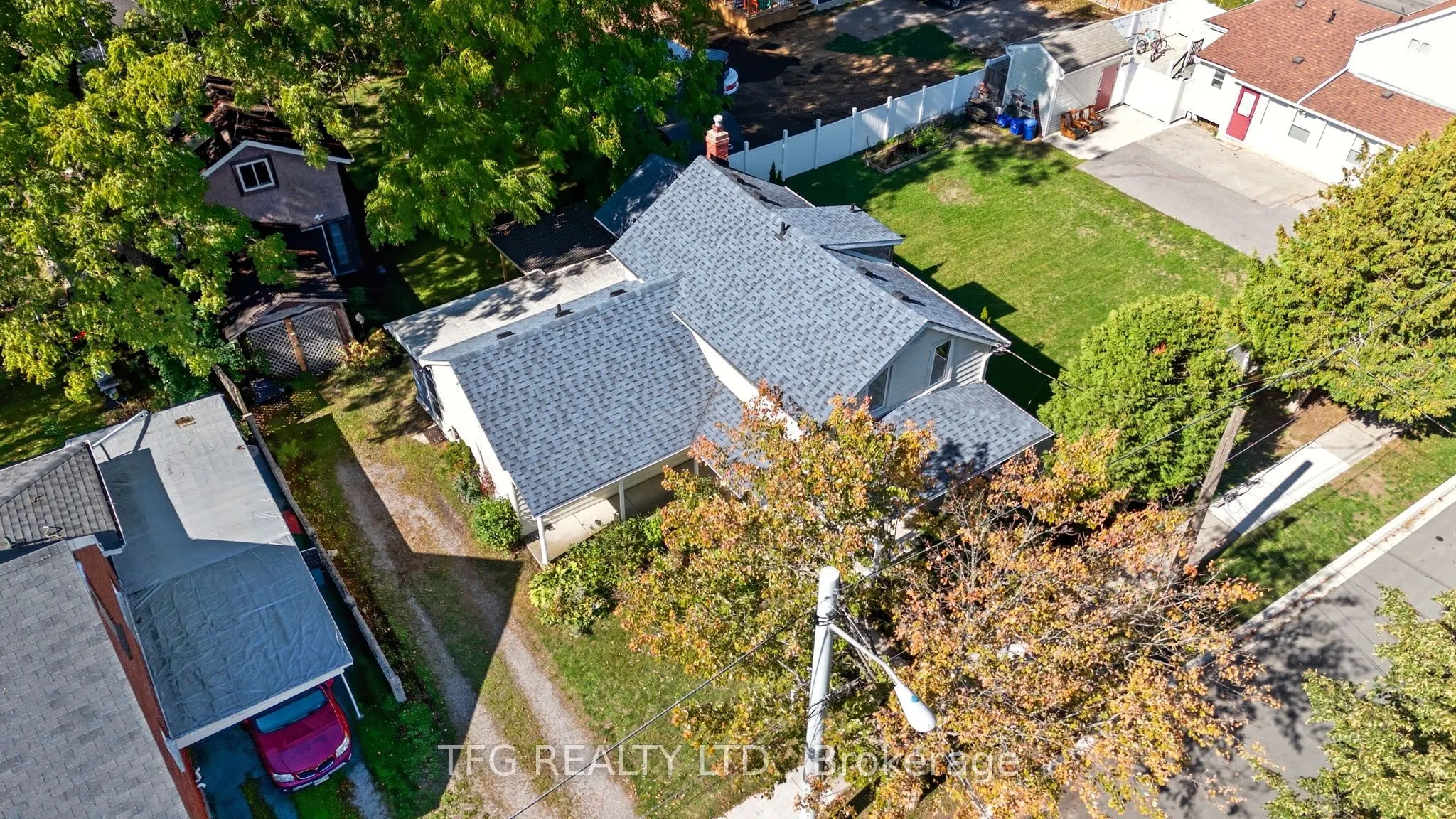 389 Victoria Street