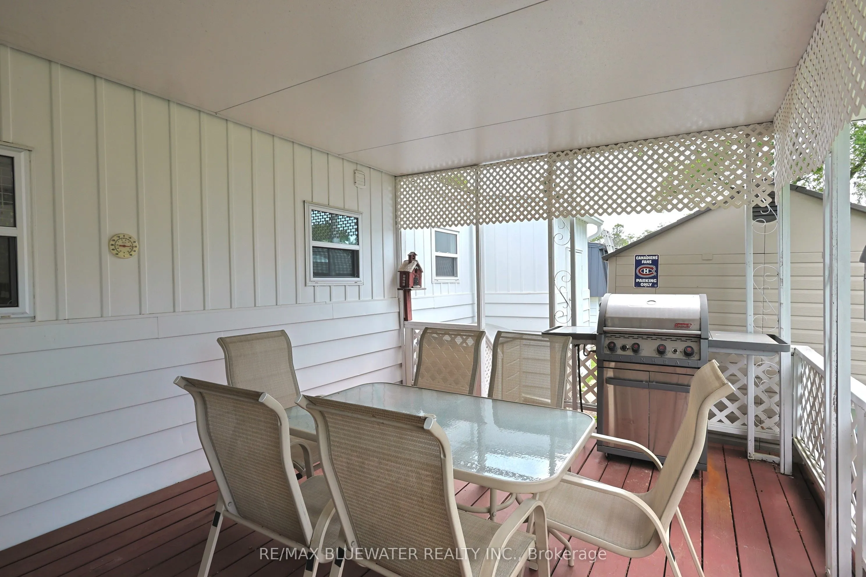 313 Pinetree Lane