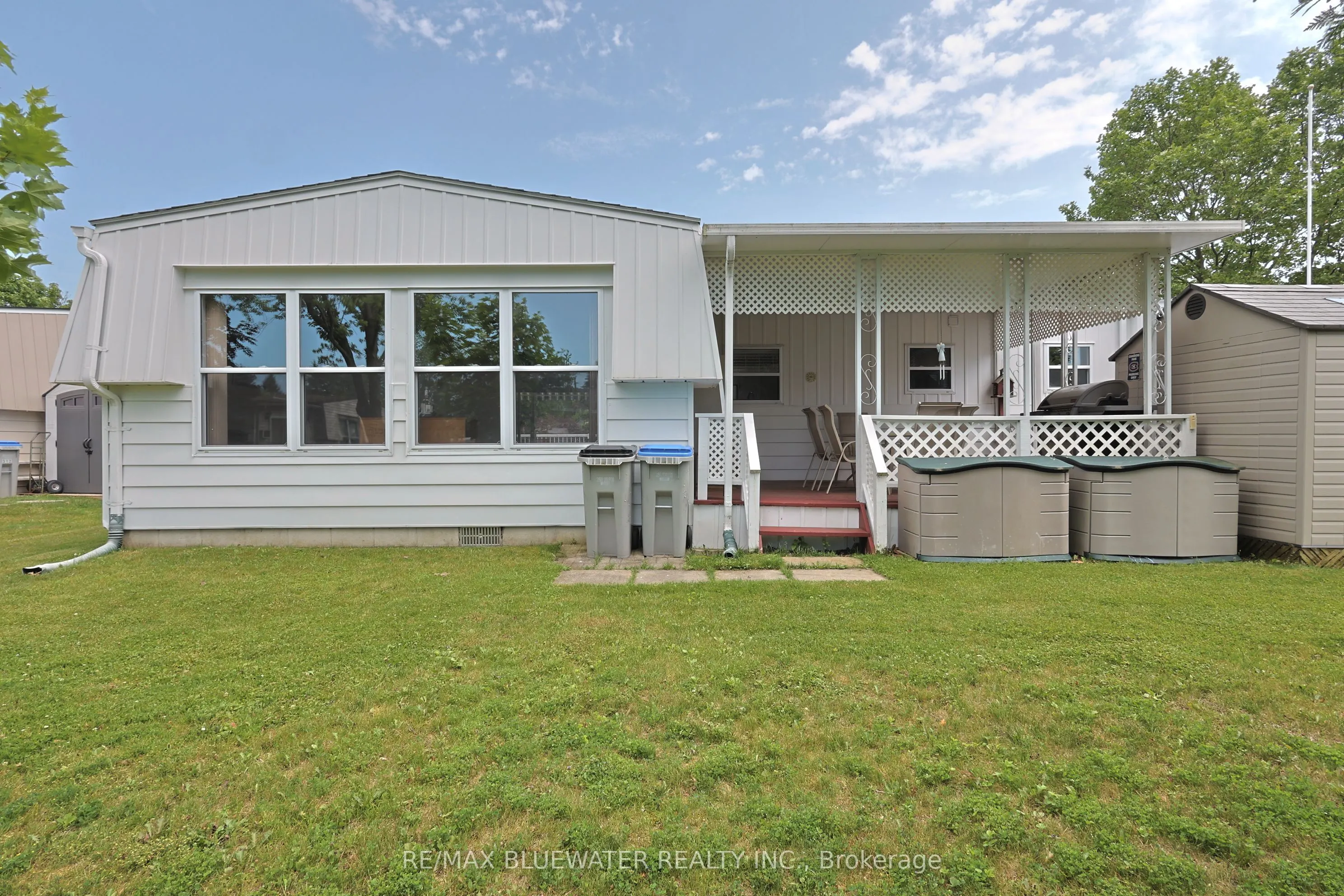 313 Pinetree Lane