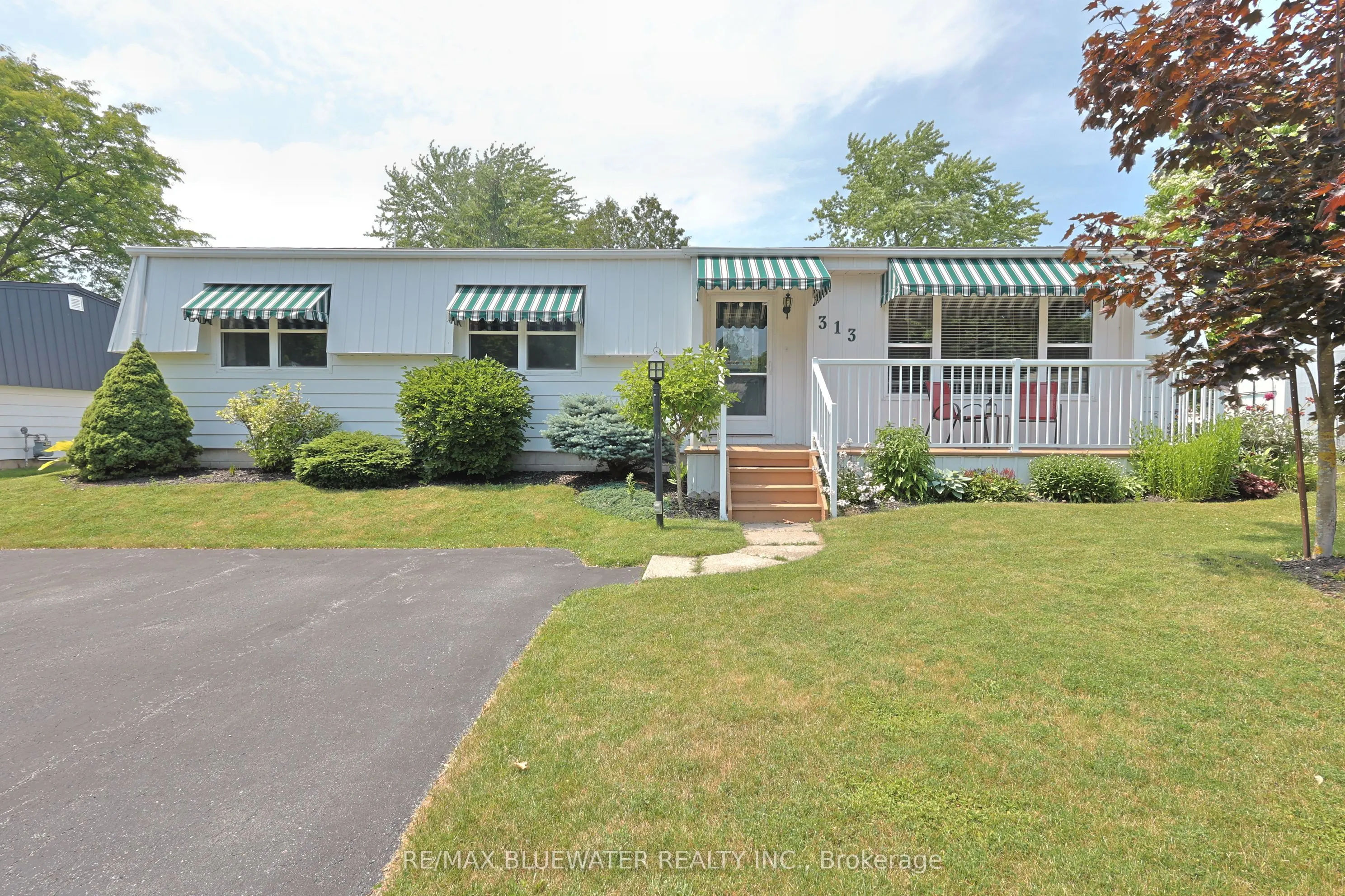 313 Pinetree Lane
