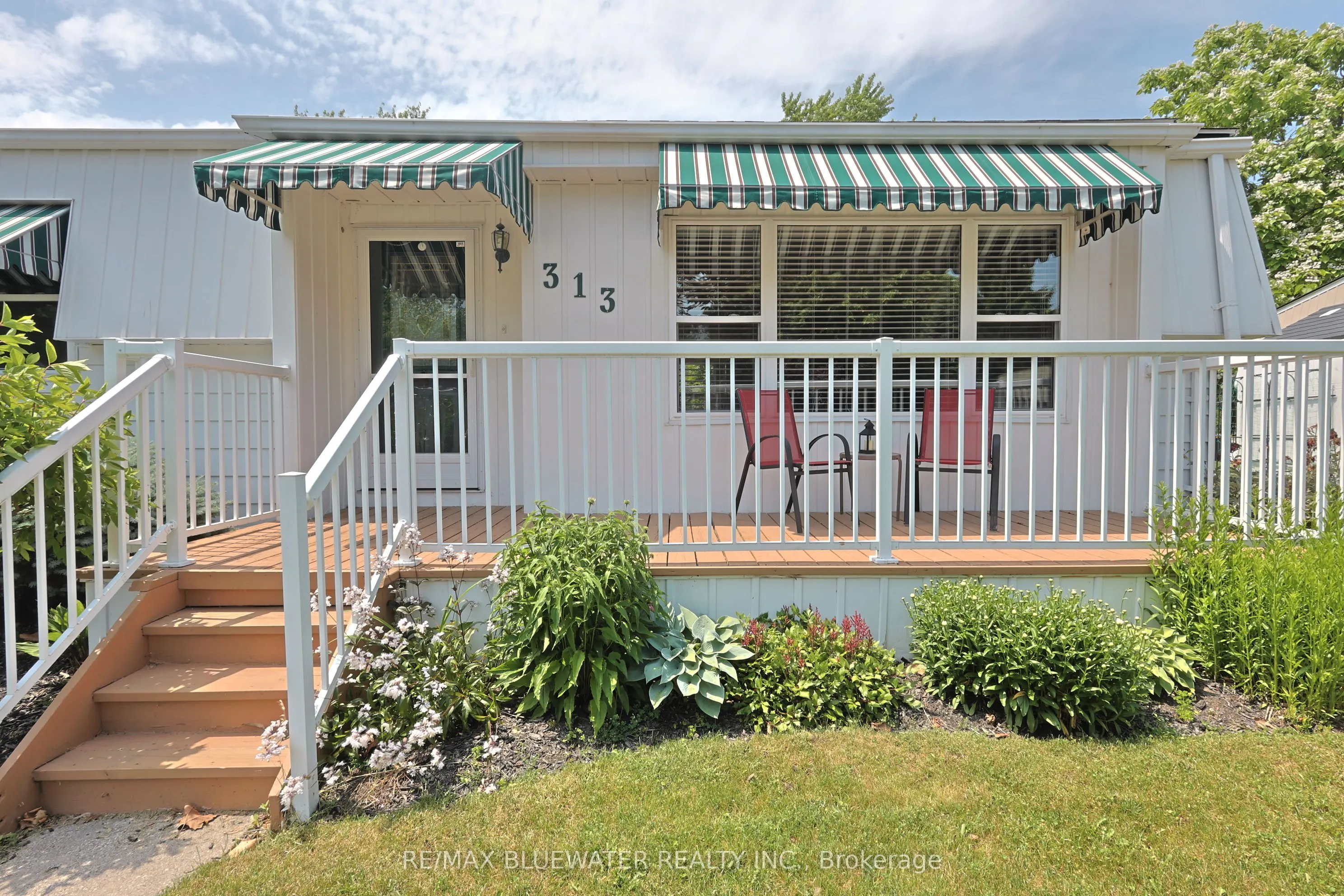 313 Pinetree Lane