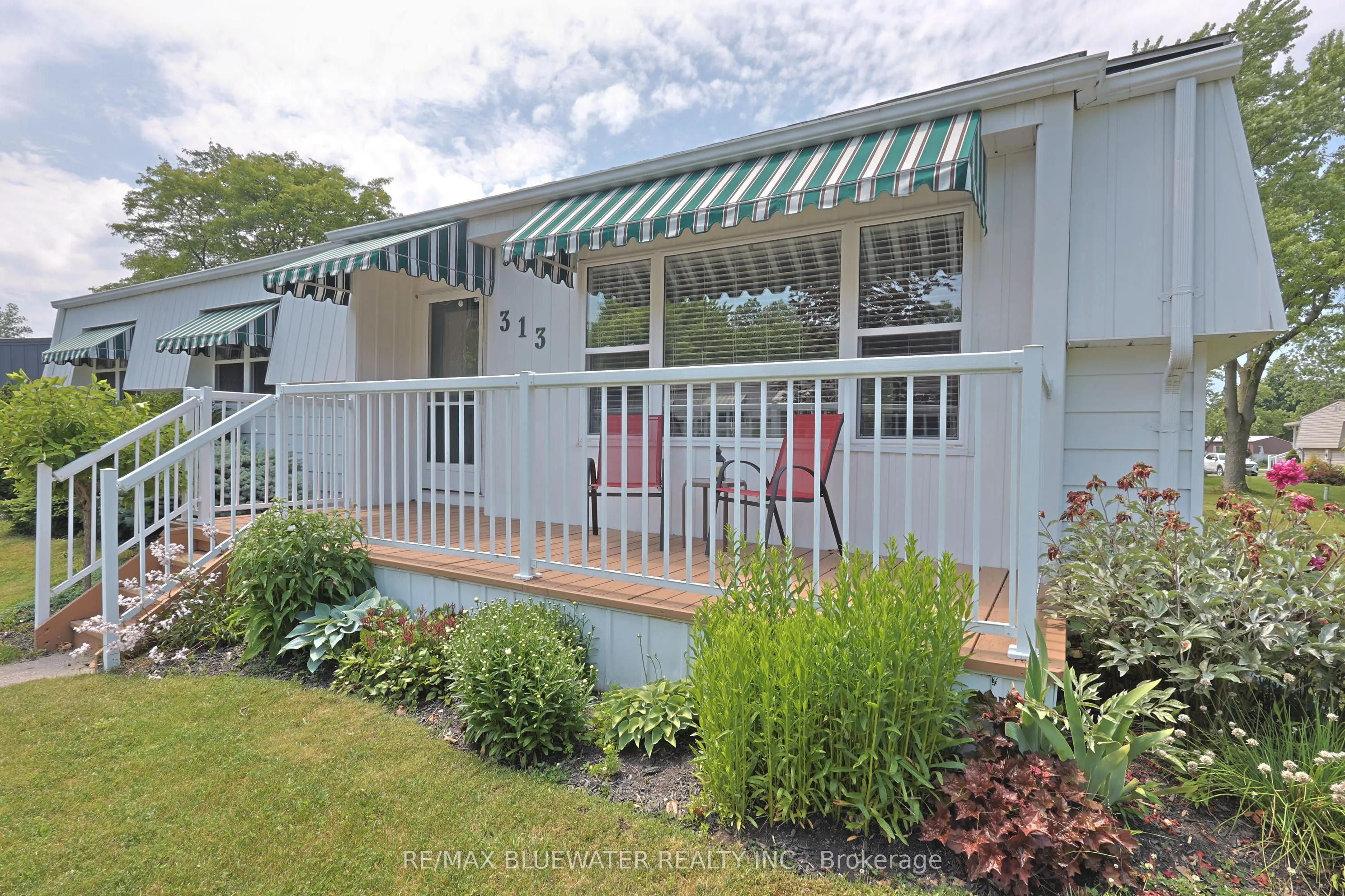 313 Pinetree Lane