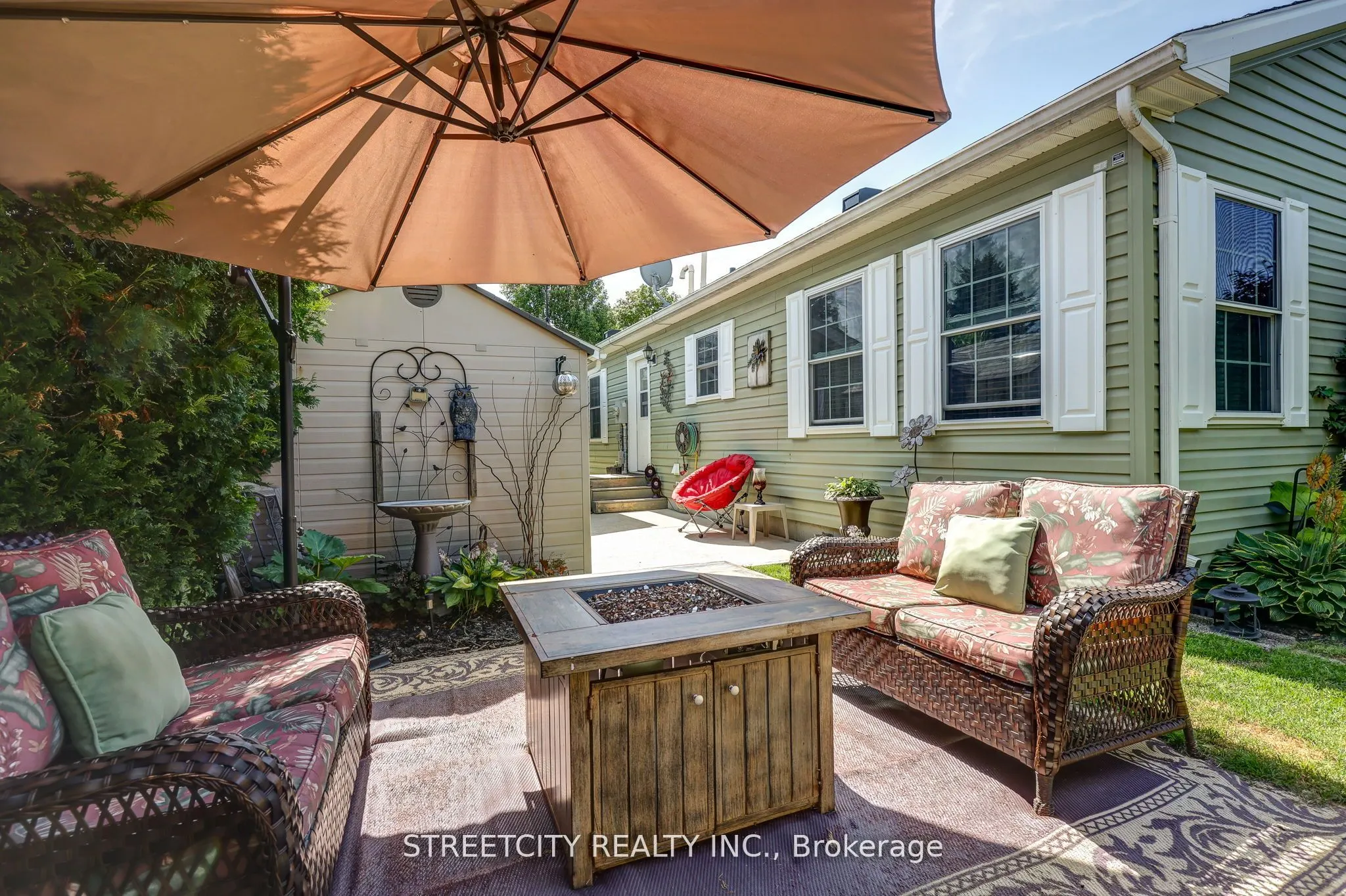 481 Richard Crescent