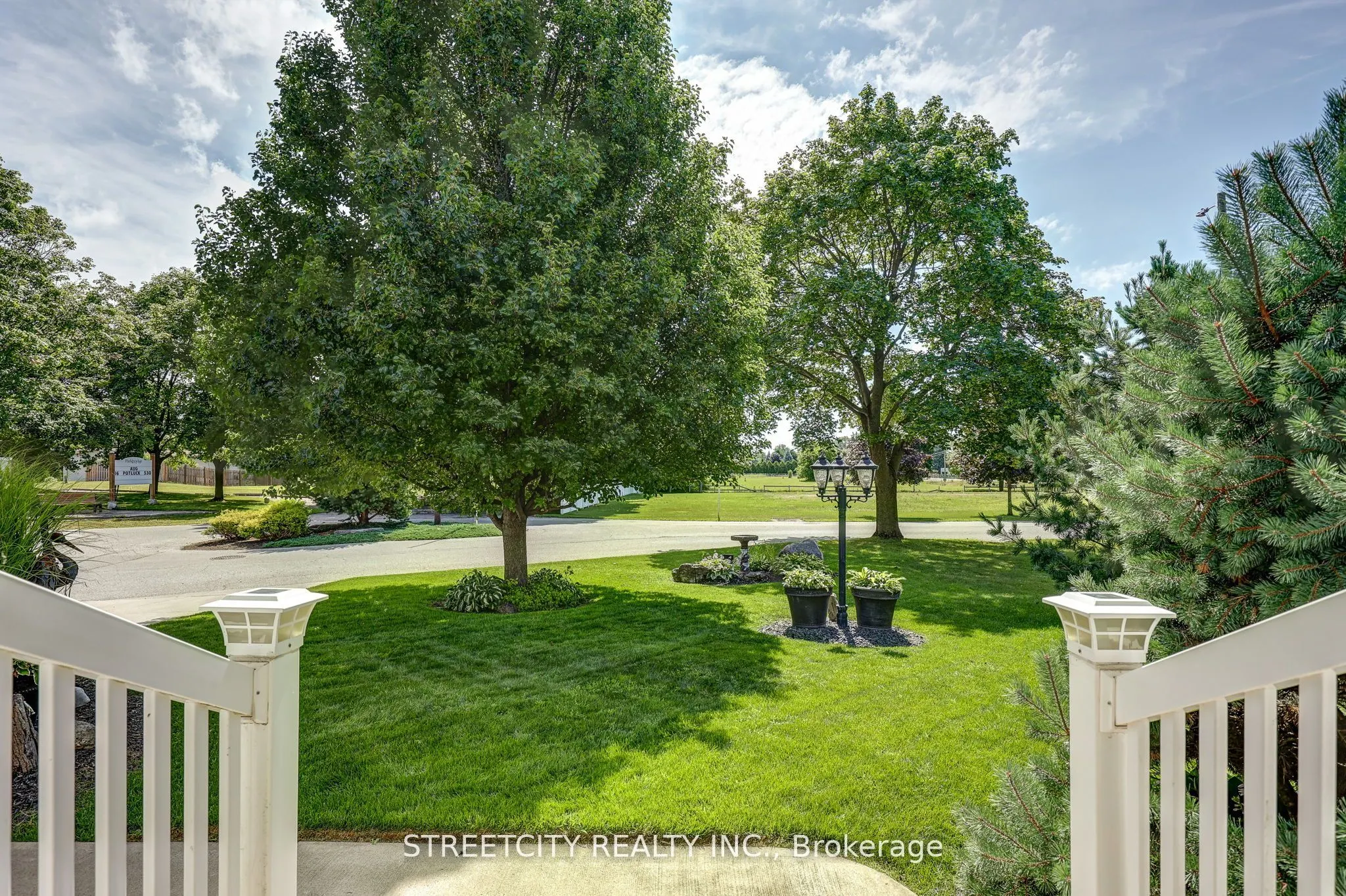 481 Richard Crescent