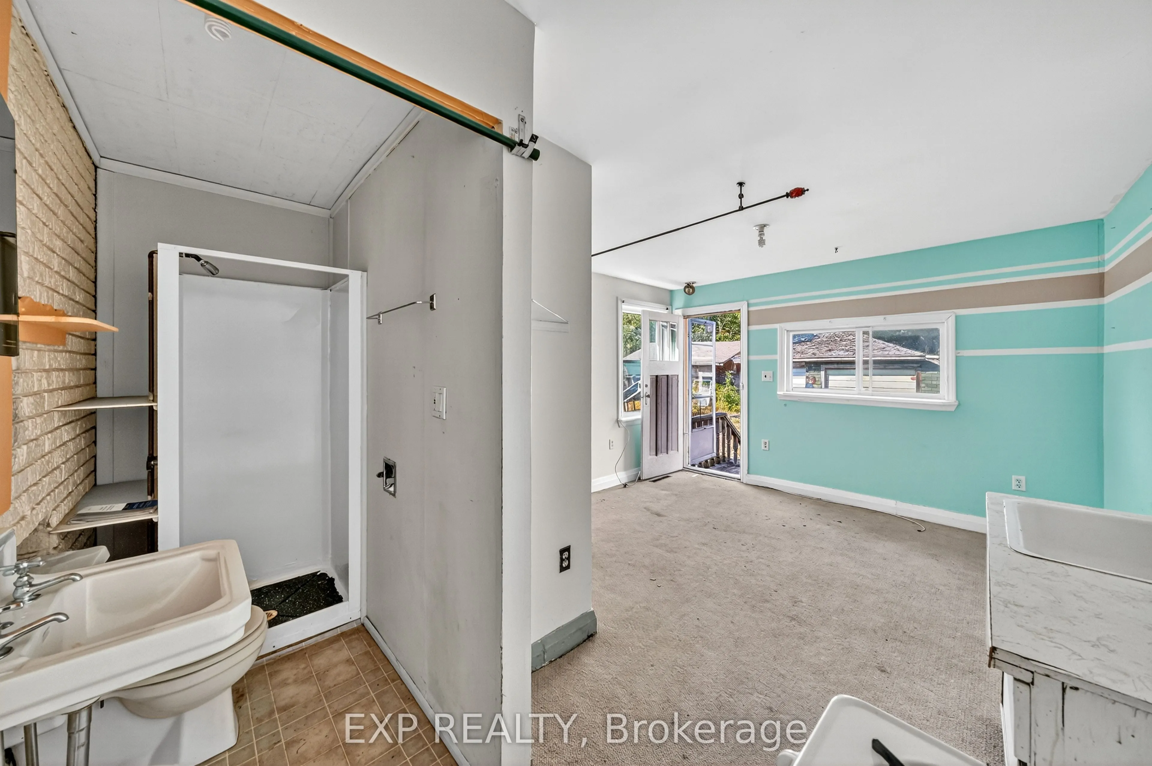 290 Division Street
