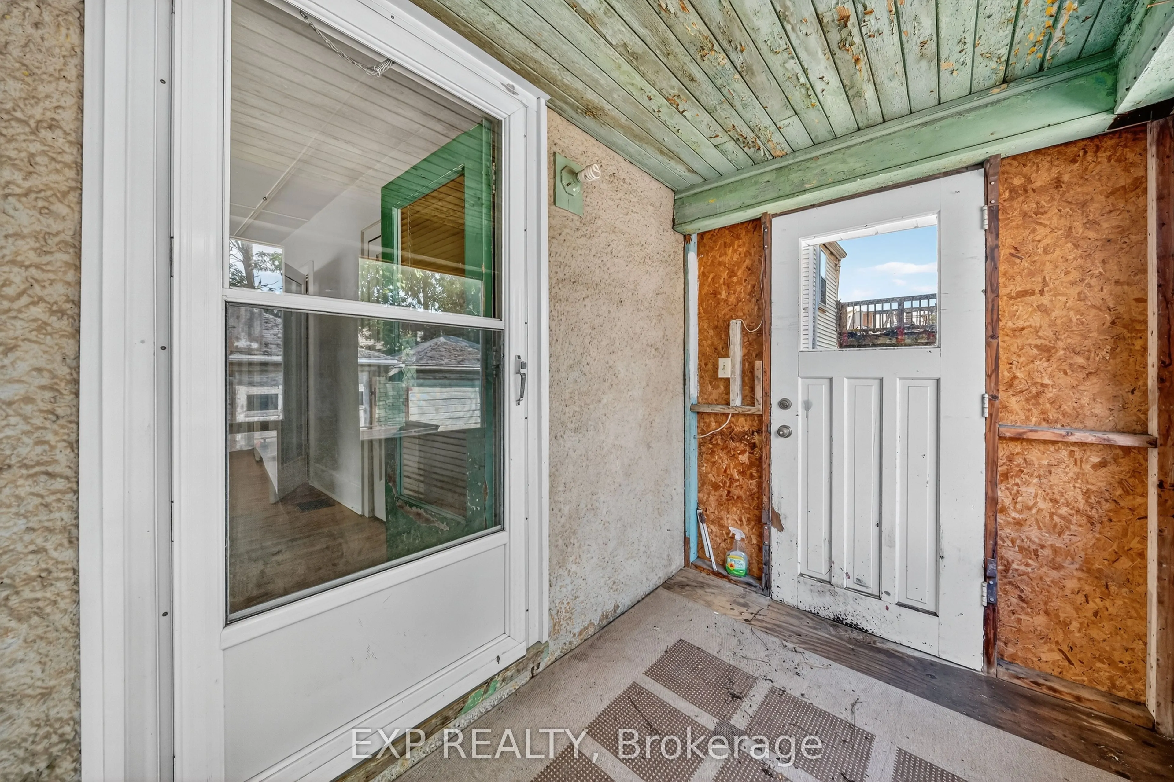 290 Division Street